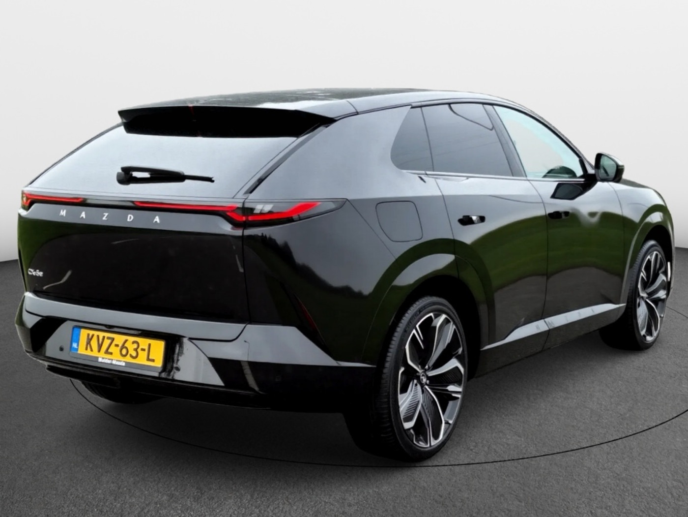 Foto van Mazda Cx-6e