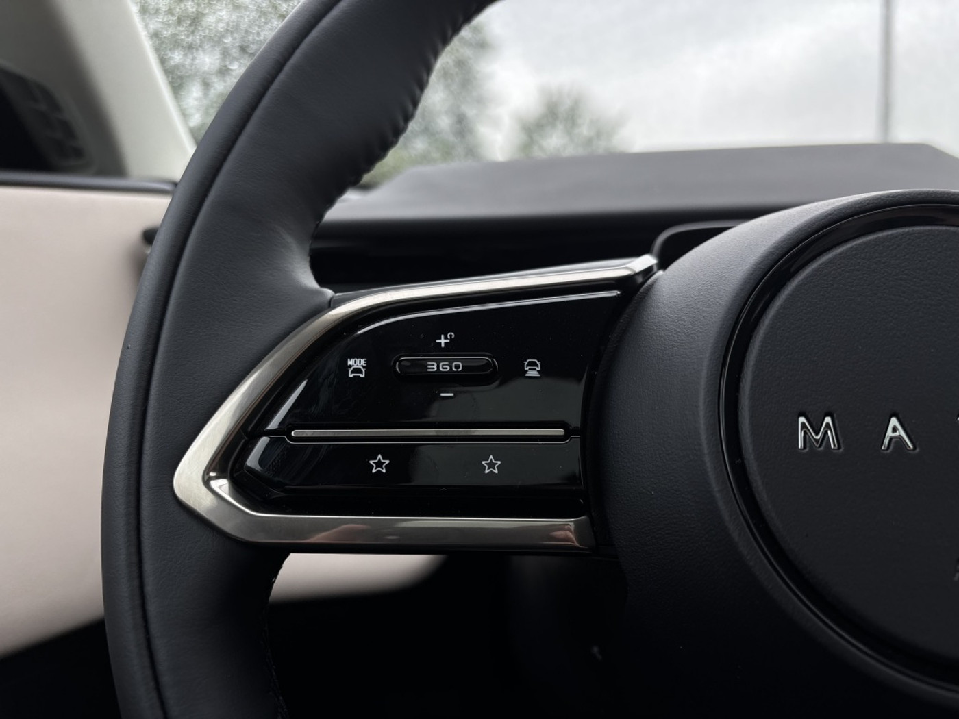 Foto van Mazda Cx-6e