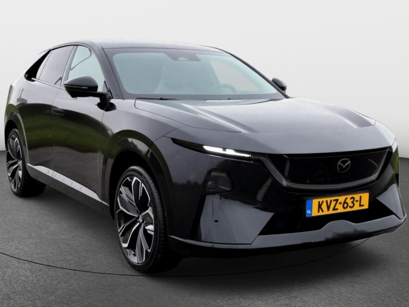 Foto van Mazda Cx-6e