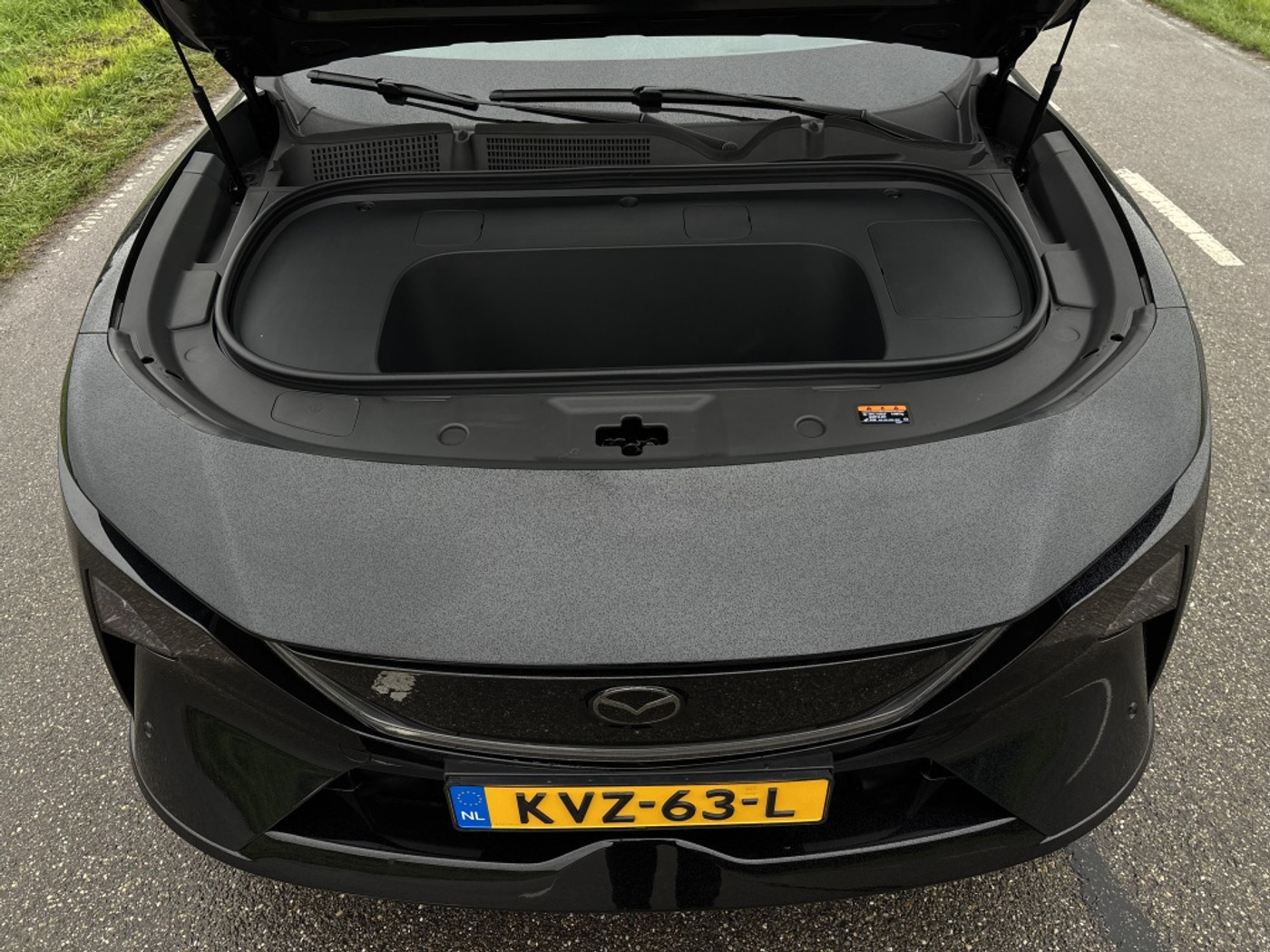 Foto van Mazda Cx-6e