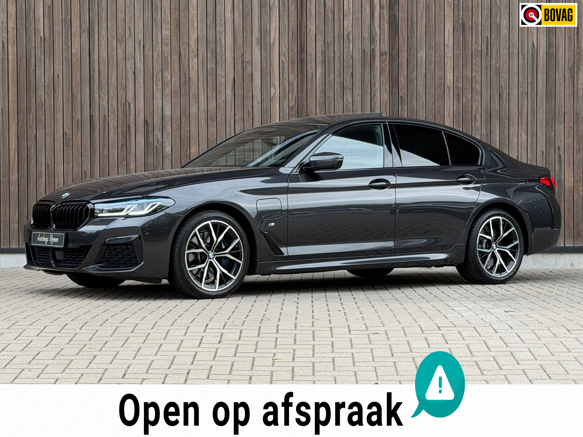BMW 5-serie 530e High Executive M-sport / Softclose / VOL / 2021 - voorkant