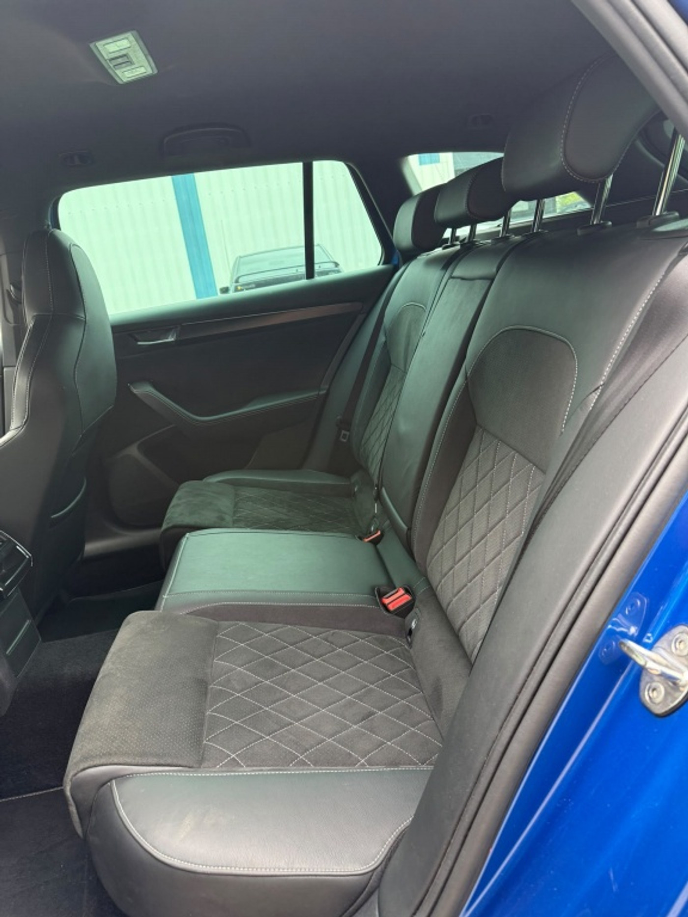 Foto van Skoda Superb Combi