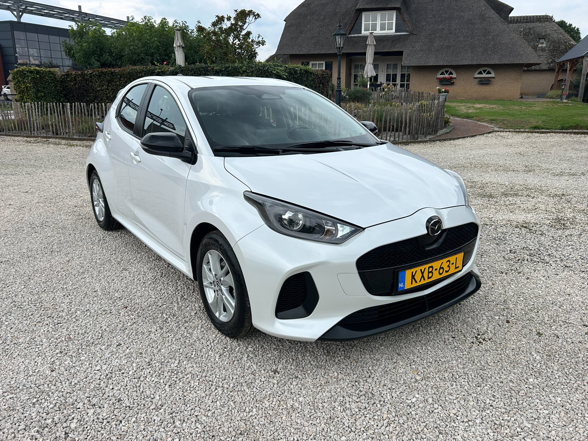 Foto van Mazda 2 Hybrid