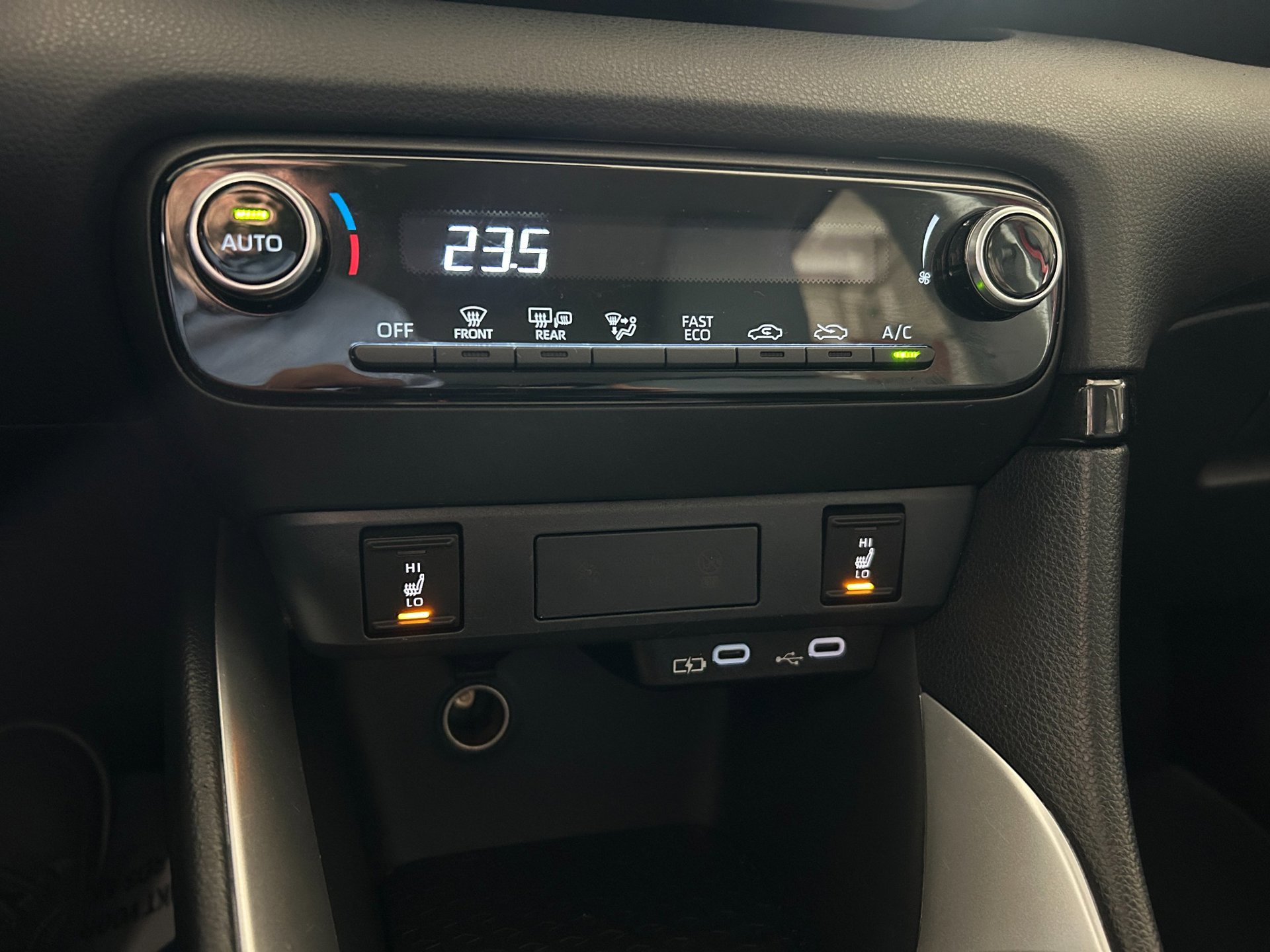 Foto van Mazda 2 Hybrid