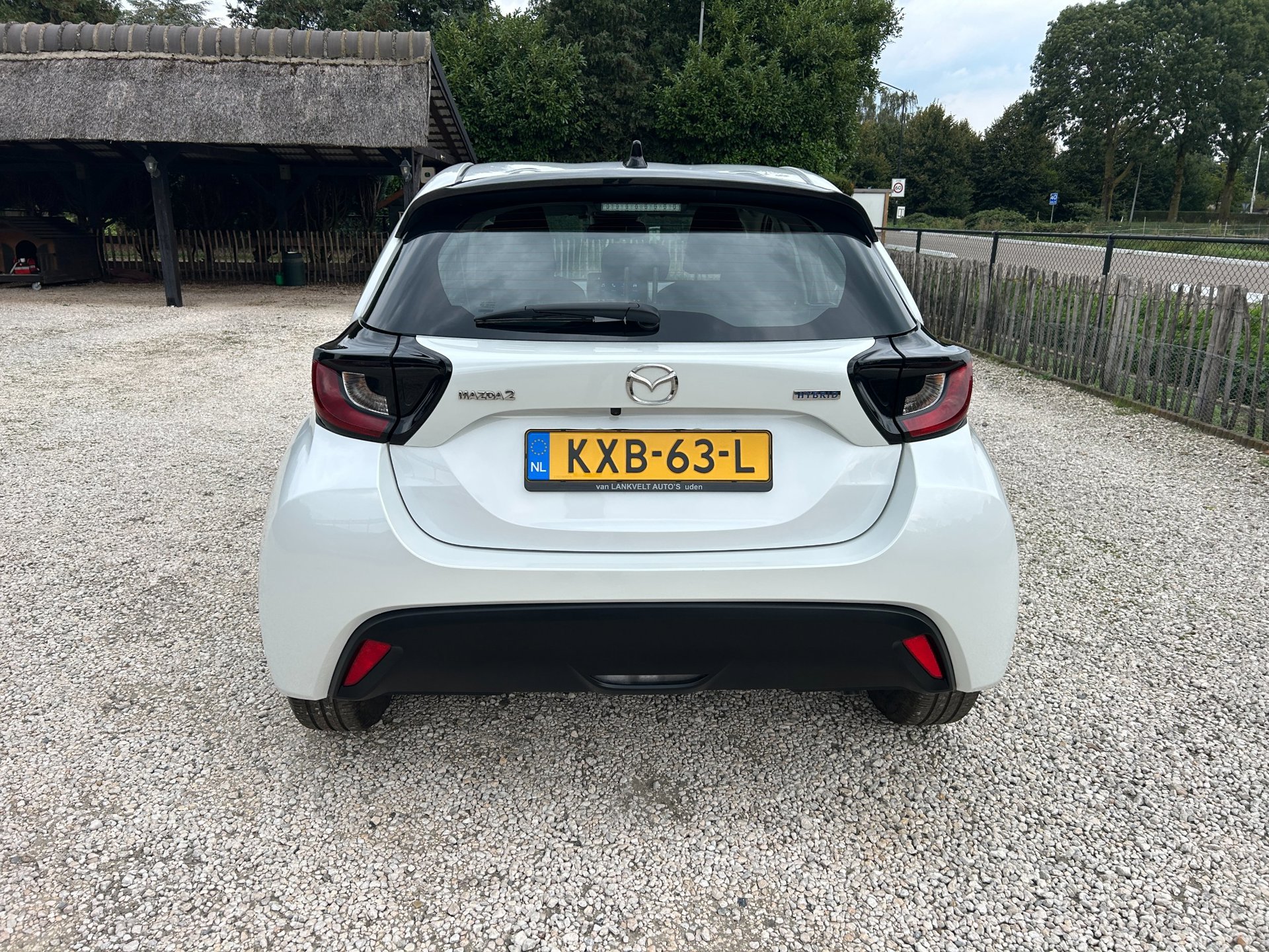 Foto van Mazda 2 Hybrid
