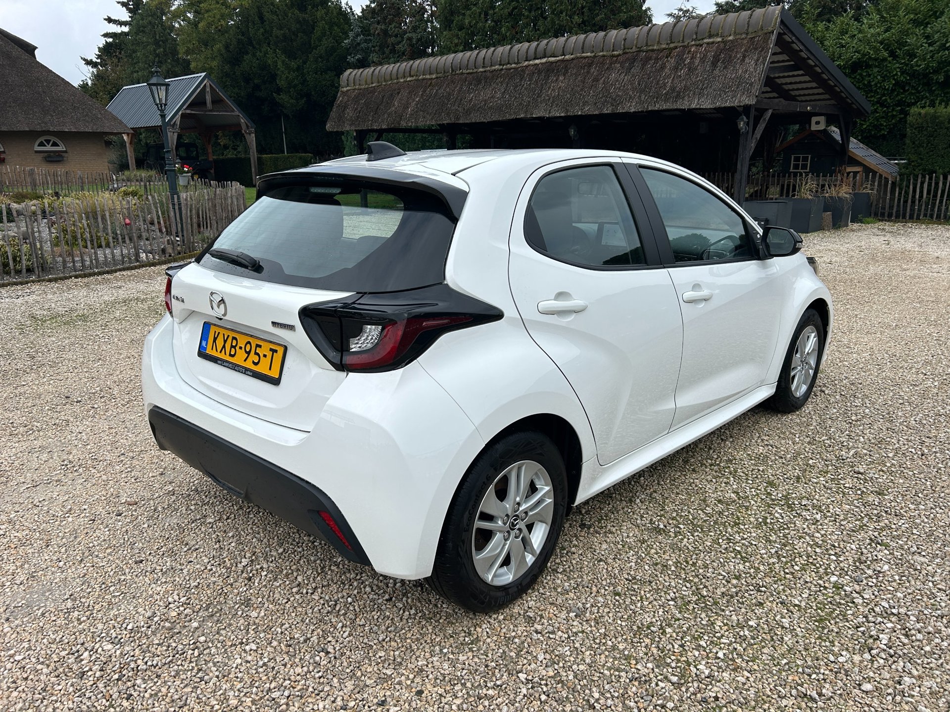 Foto van Mazda 2 Hybrid