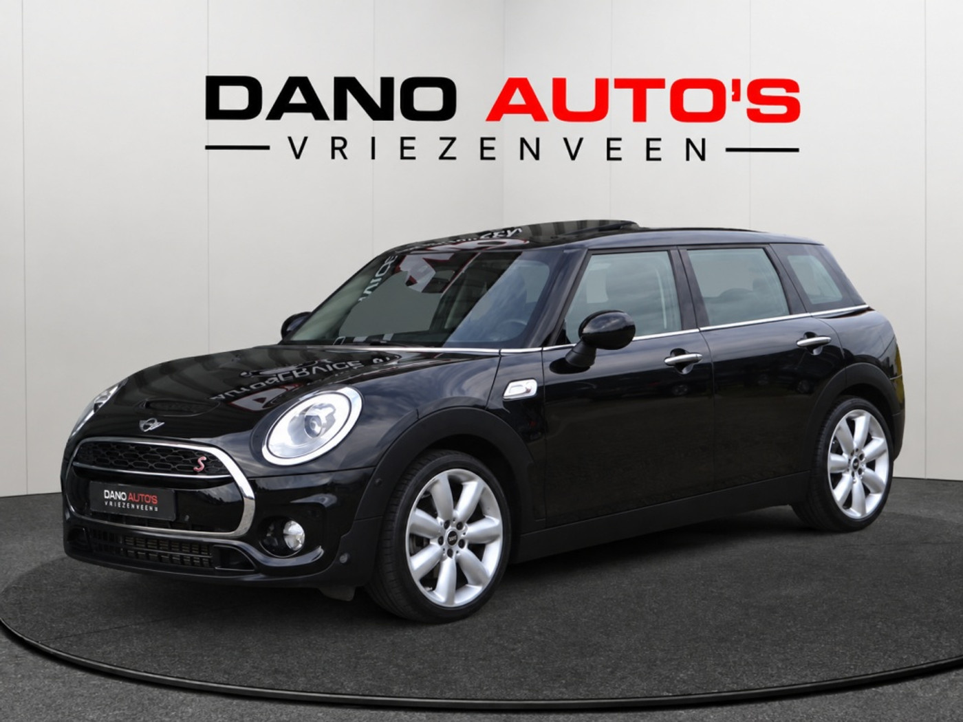 Mini Clubman 2.0 Cooper S 192PK Chili Navi/LED/Pano/Leer 2016 - voorkant