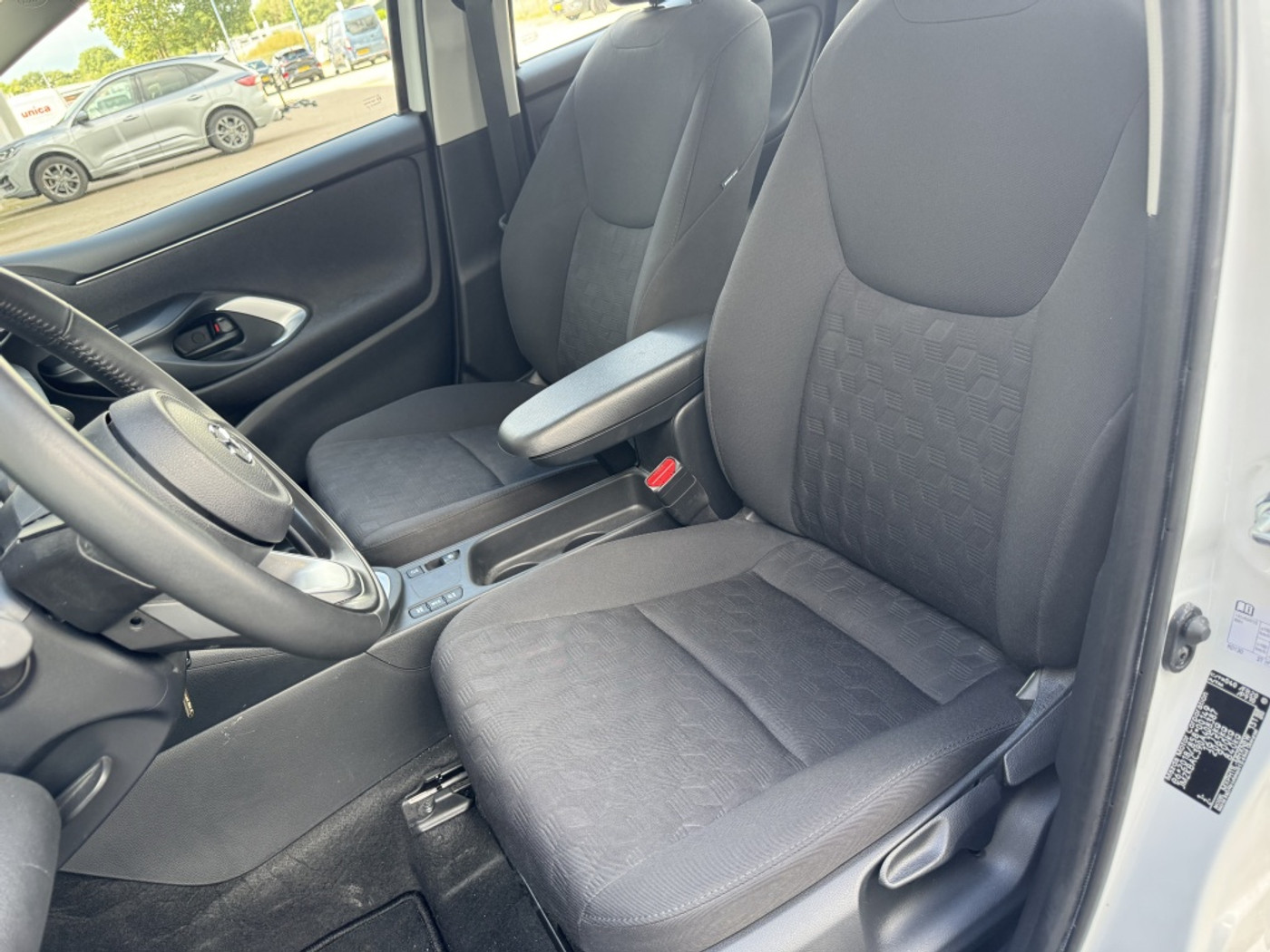 Foto van Mazda 2 Hybrid