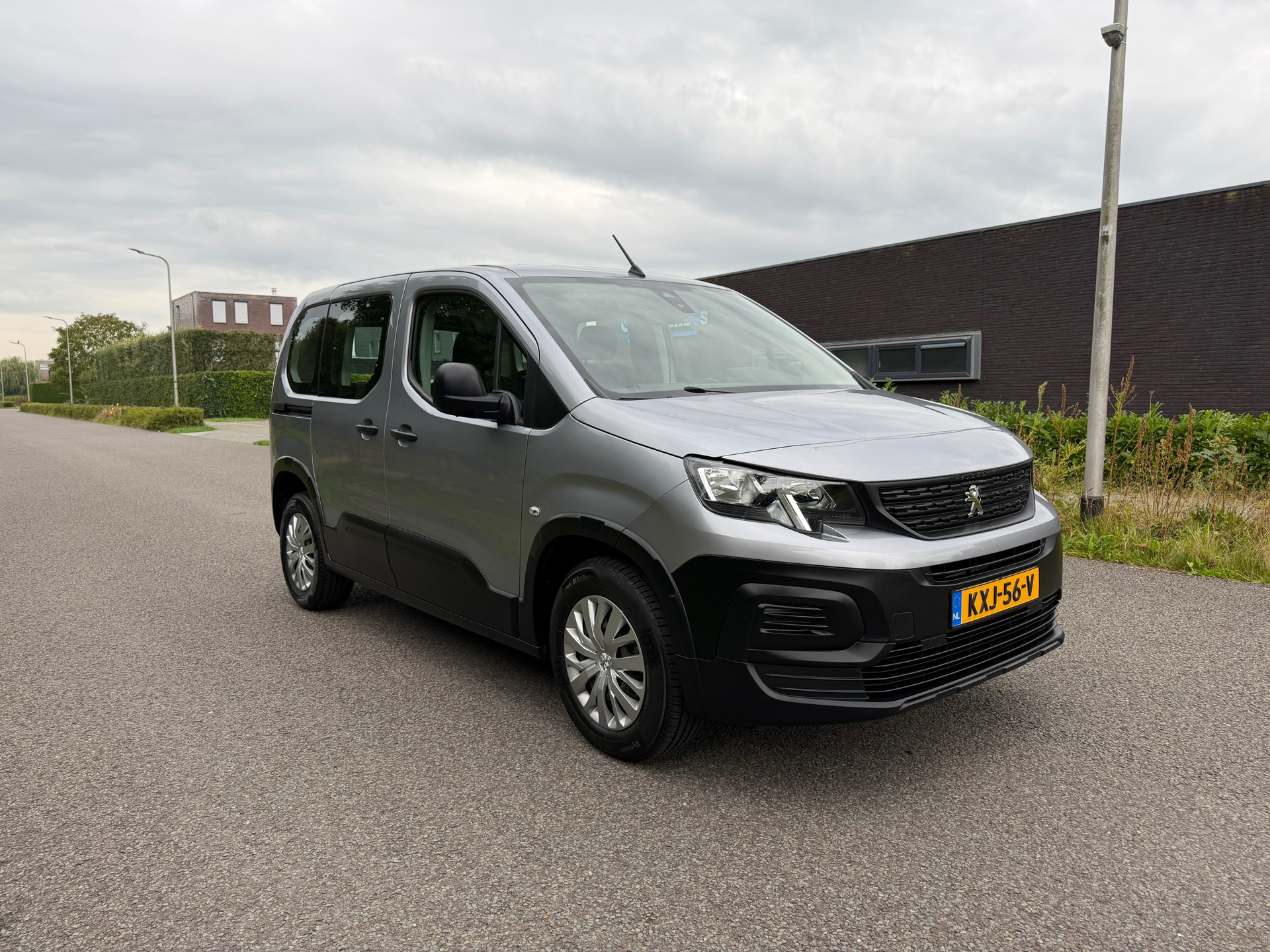 Foto van Peugeot Rifter