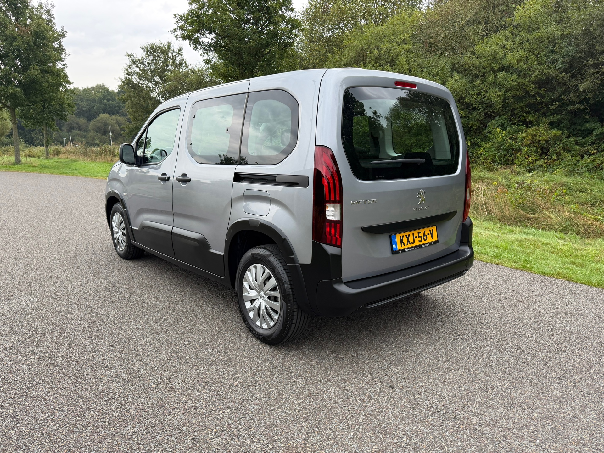 Foto van Peugeot Rifter
