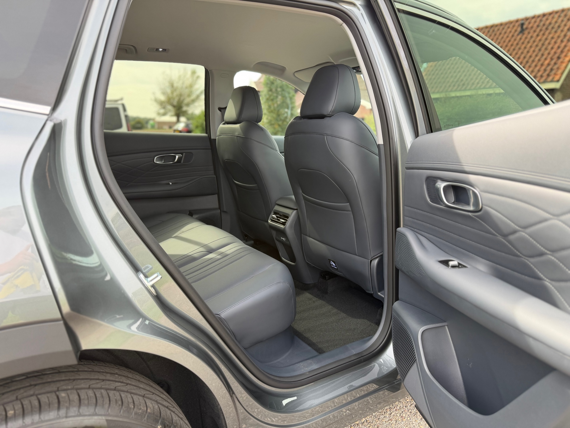 Foto van Geely Starray Em-i