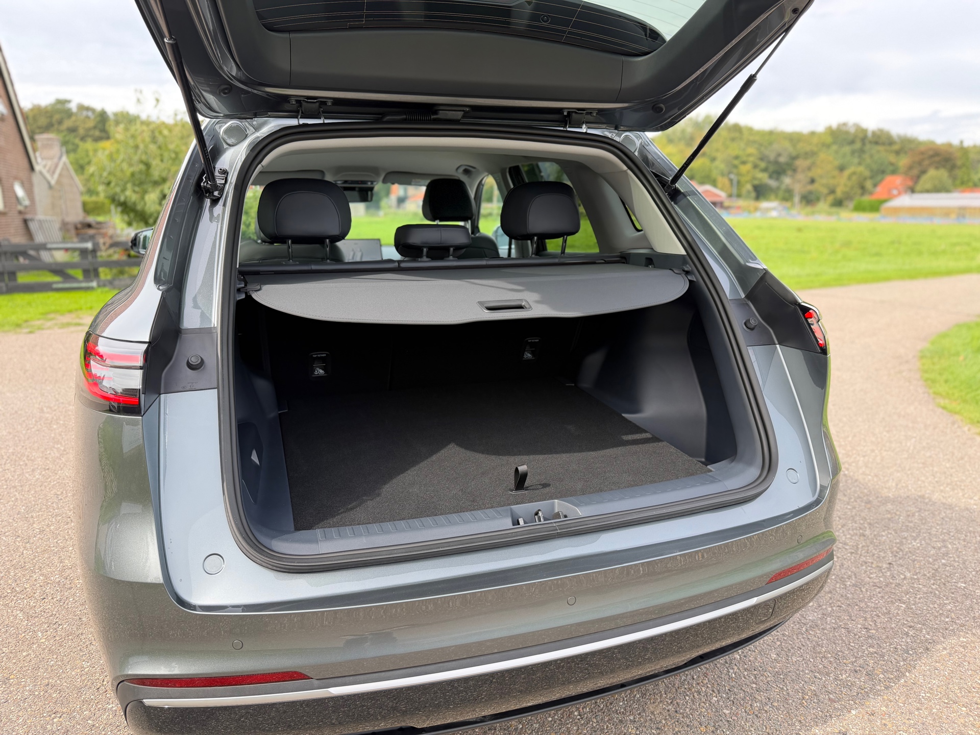 Foto van Geely Starray Em-i