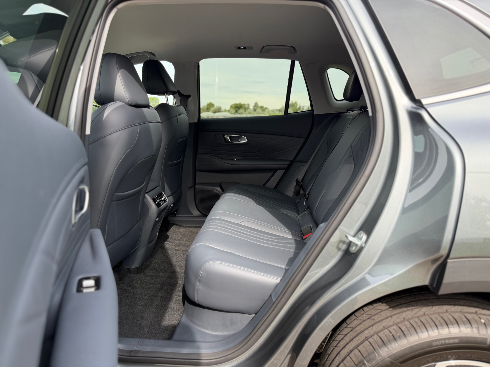 Foto van Geely Starray Em-i