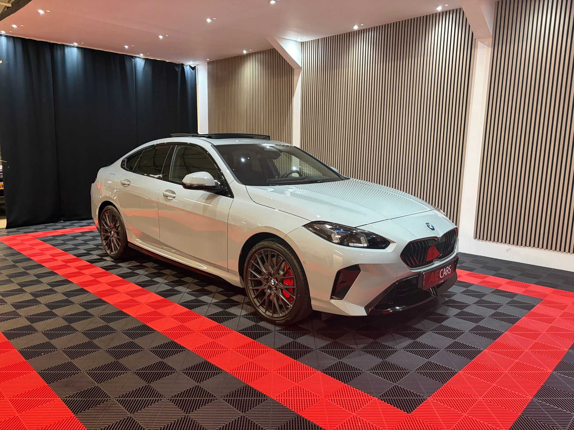 BMW 2-serie Gran Coupé 220 M Sport Design Executive Edition Facelift Pano Laser 360Camera 2026 - voorkant
