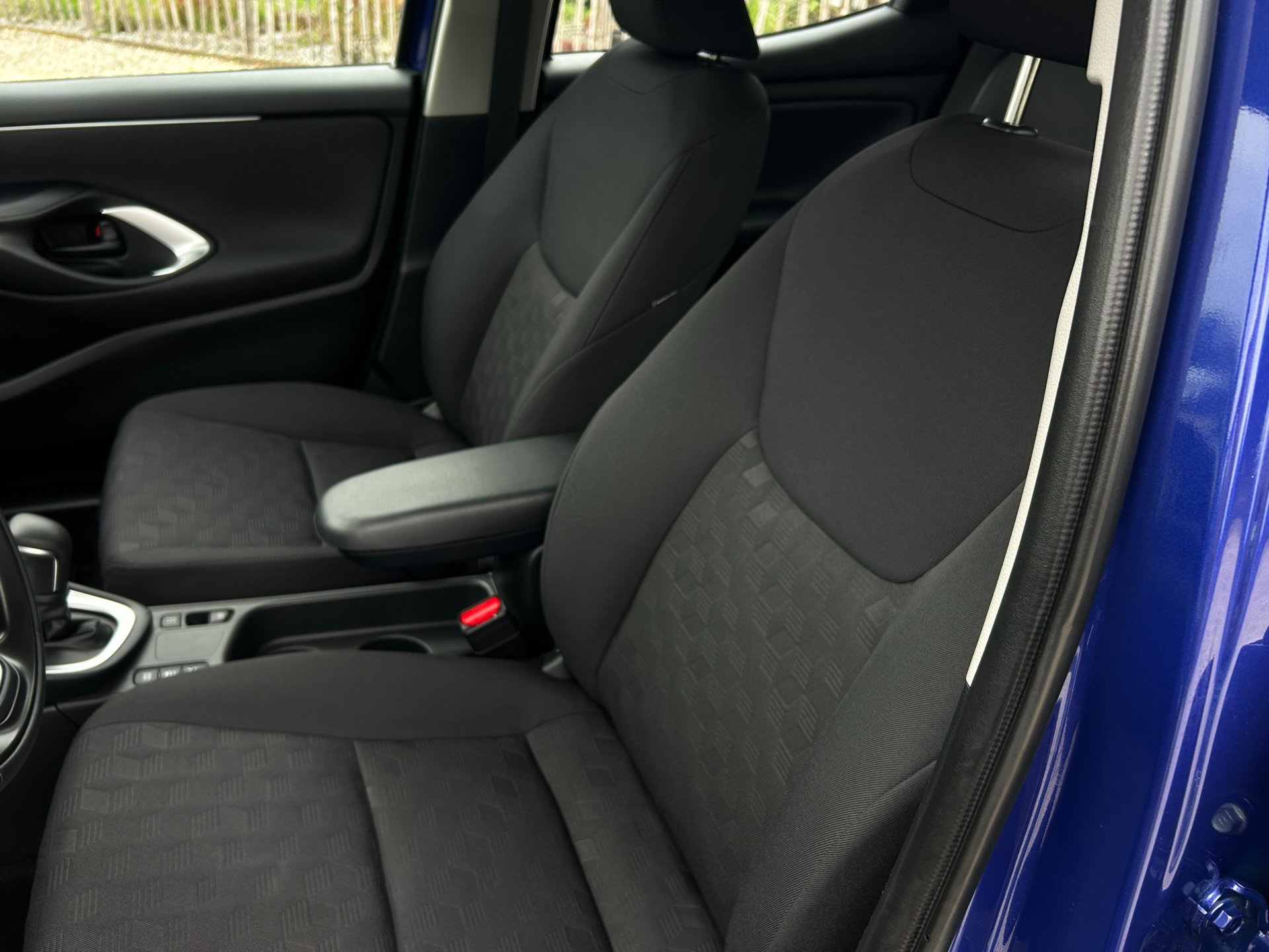 Foto van Mazda 2 Hybrid