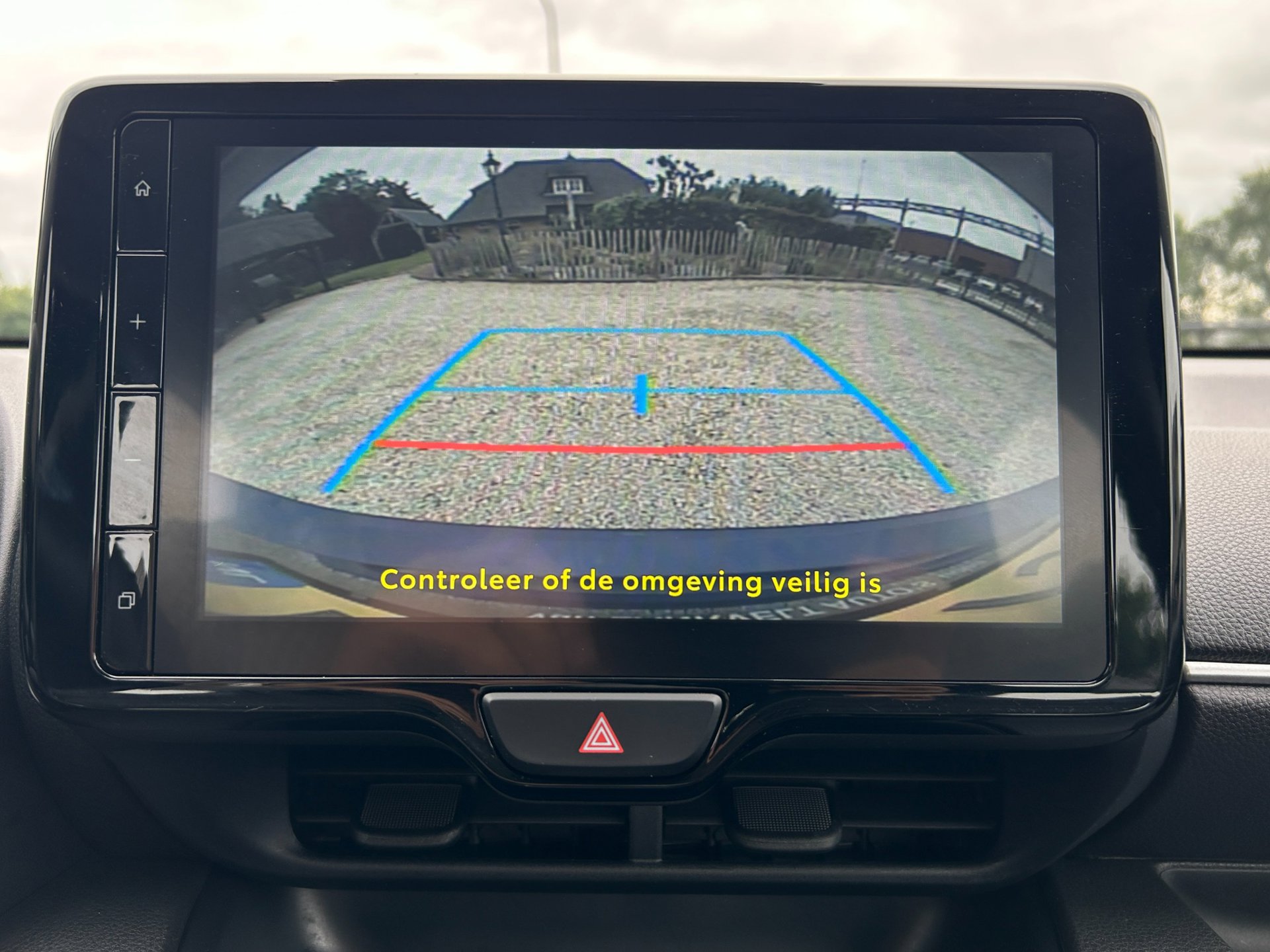 Foto van Mazda 2 Hybrid
