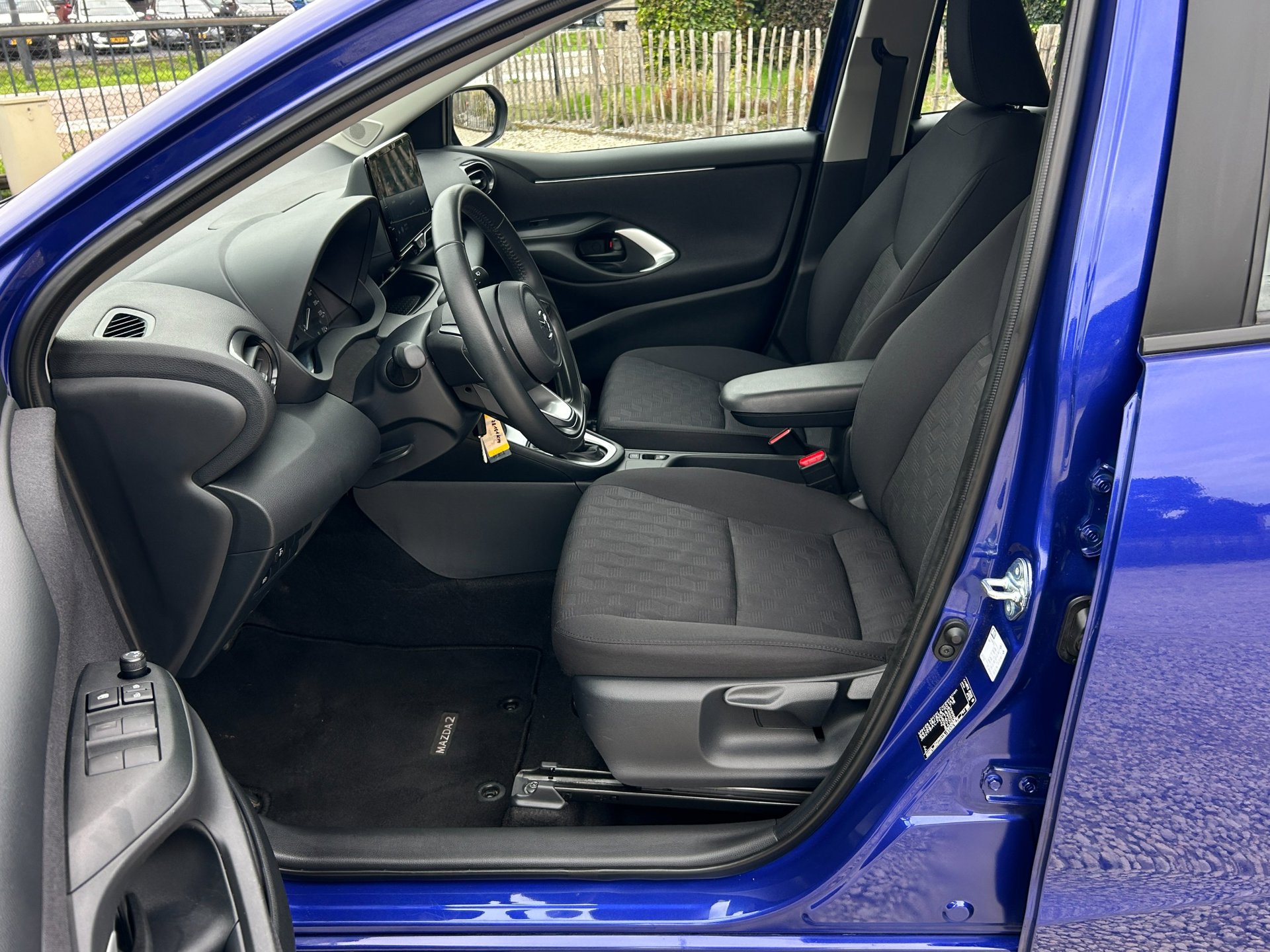 Foto van Mazda 2 Hybrid