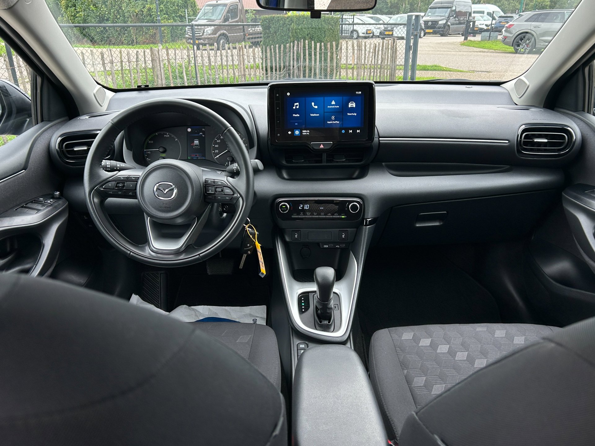 Foto van Mazda 2 Hybrid