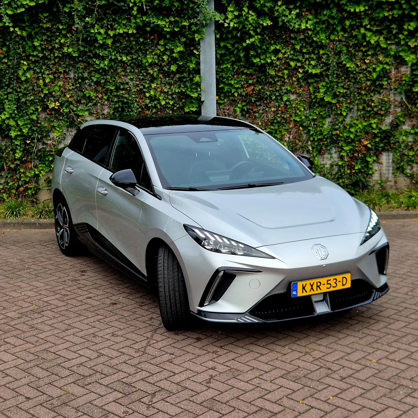 MG Mg4 Electric XPower 64 kWh 435PK AWD | 360° | ACC | NIEUWSTAAT 2023 - voorkant