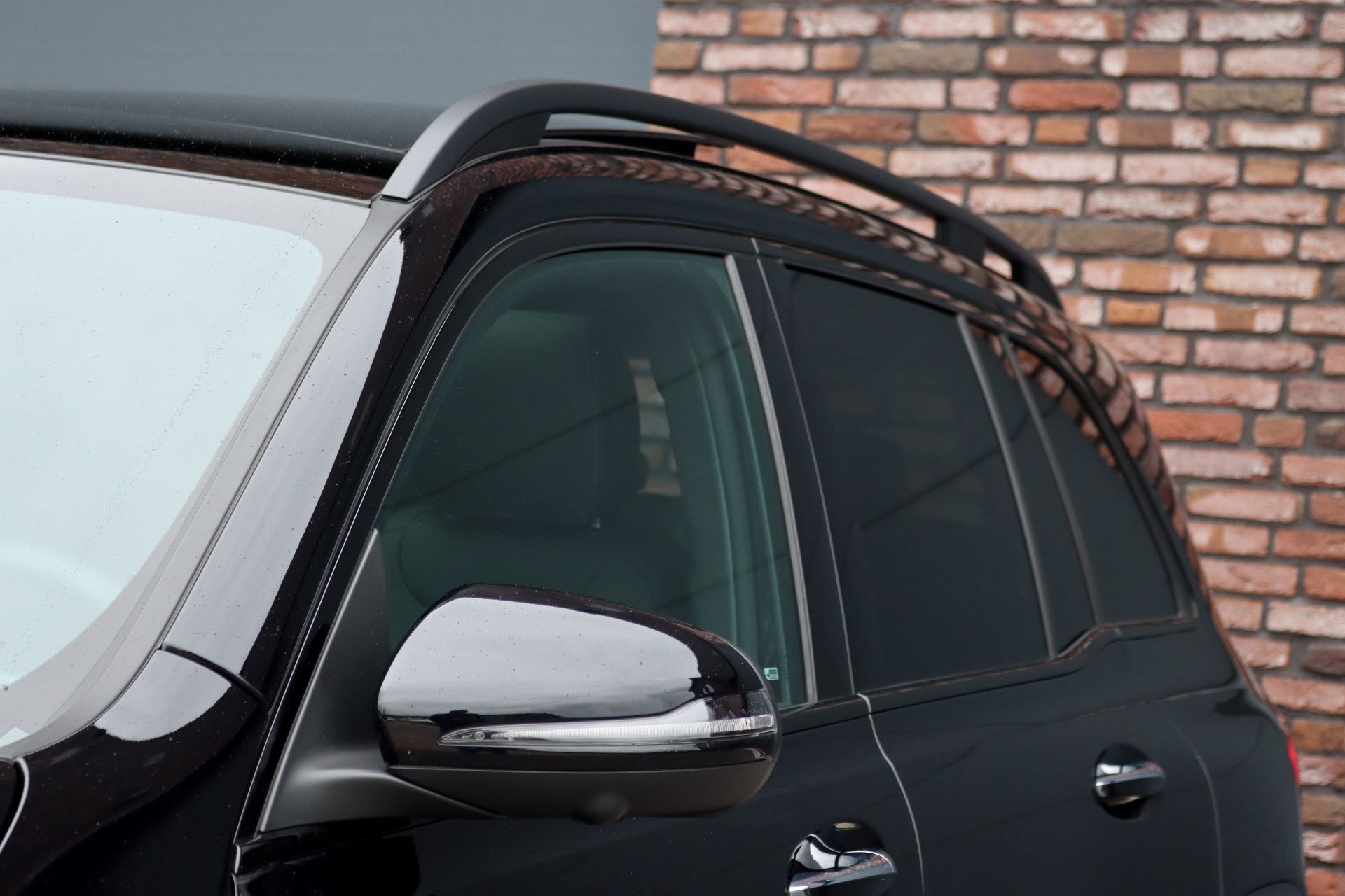 Foto van Mercedes-Benz Eqb