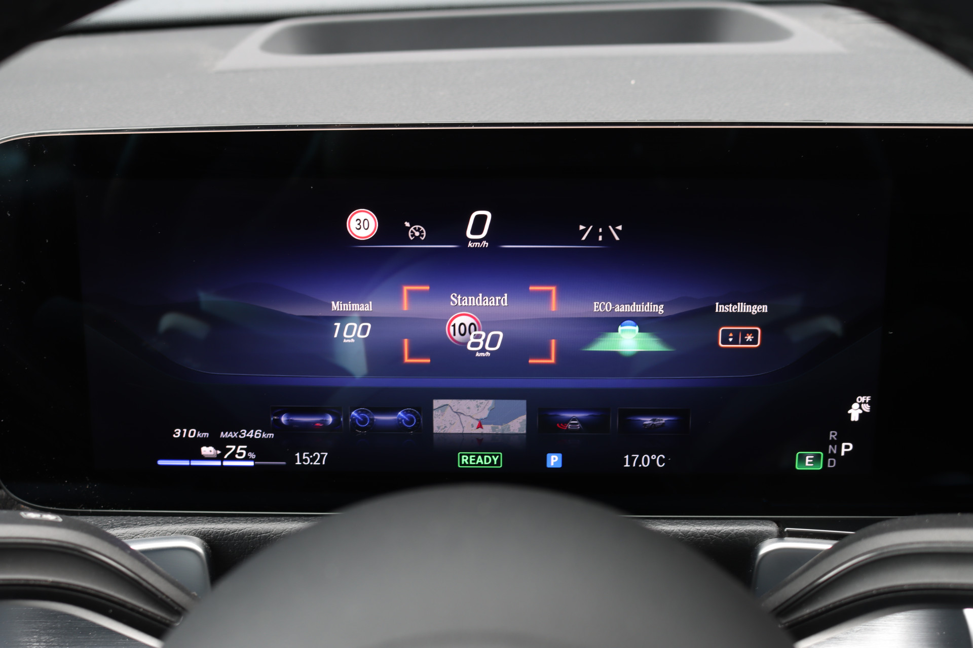 Foto van Mercedes-Benz Eqb