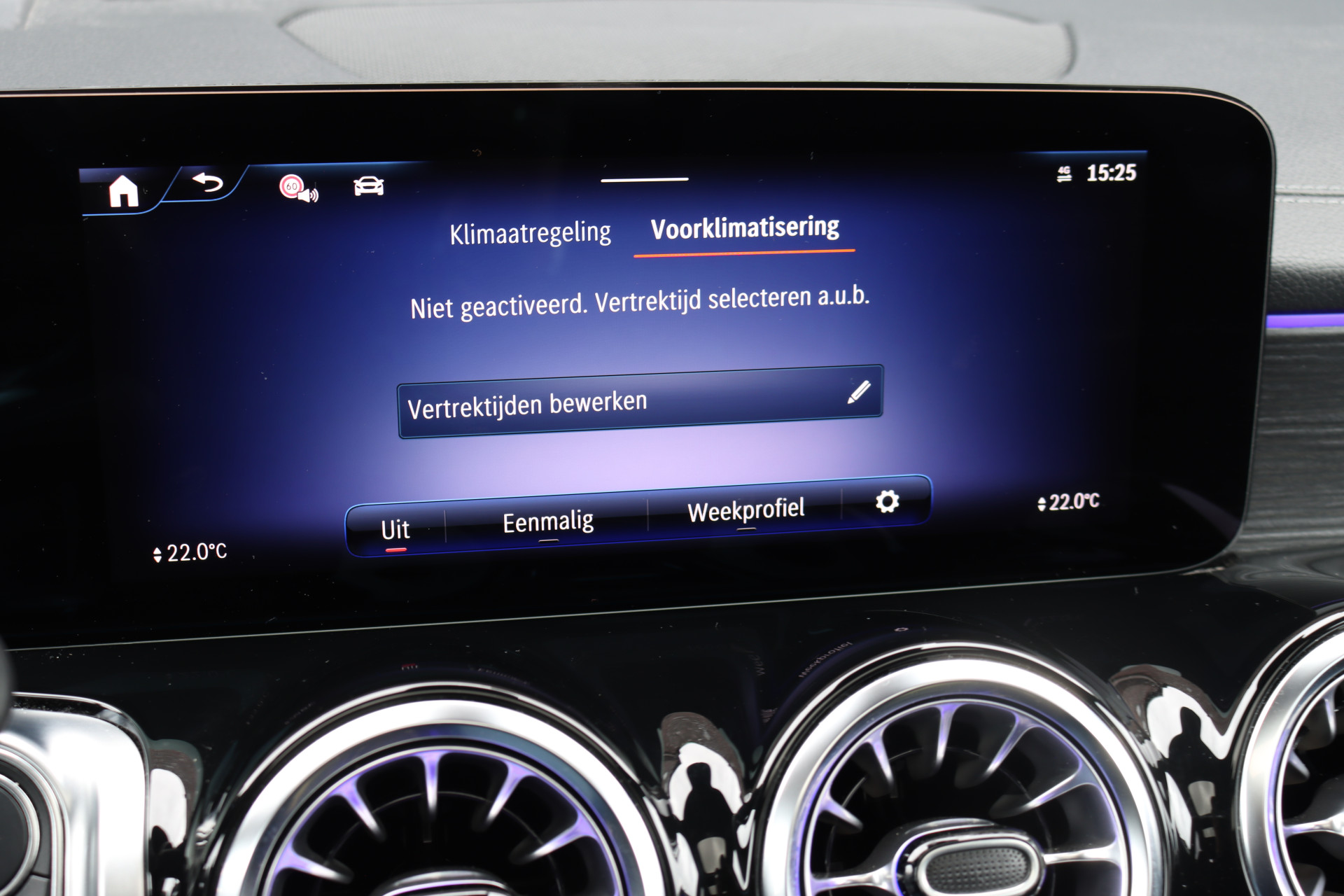 Foto van Mercedes-Benz Eqb