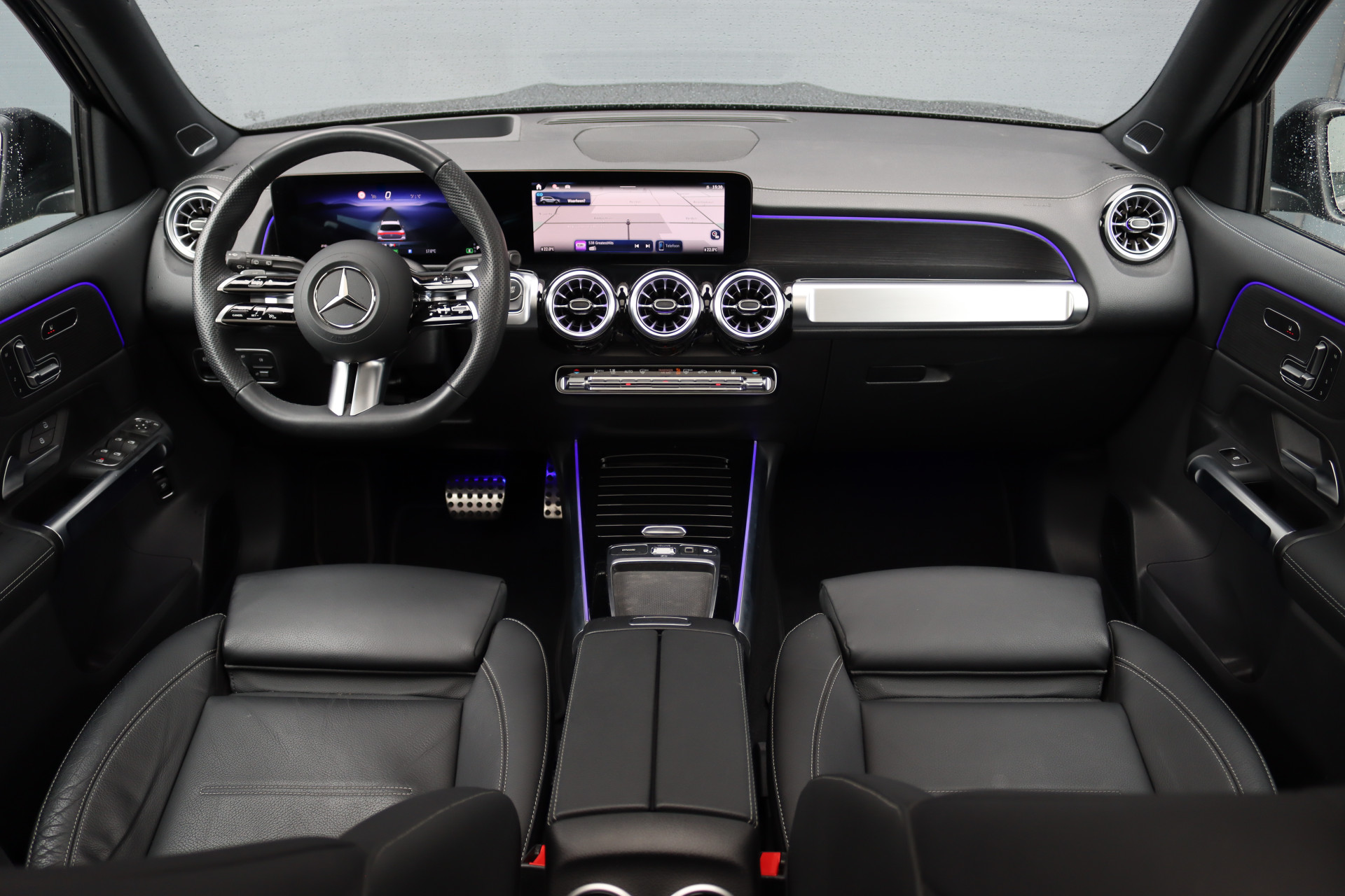 Foto van Mercedes-Benz Eqb