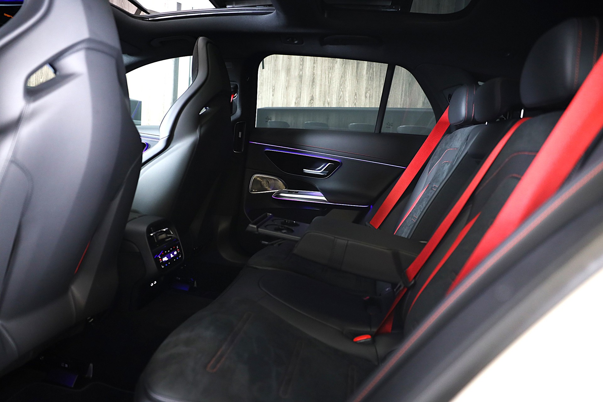 Foto van Mercedes-Benz E-klasse Estate