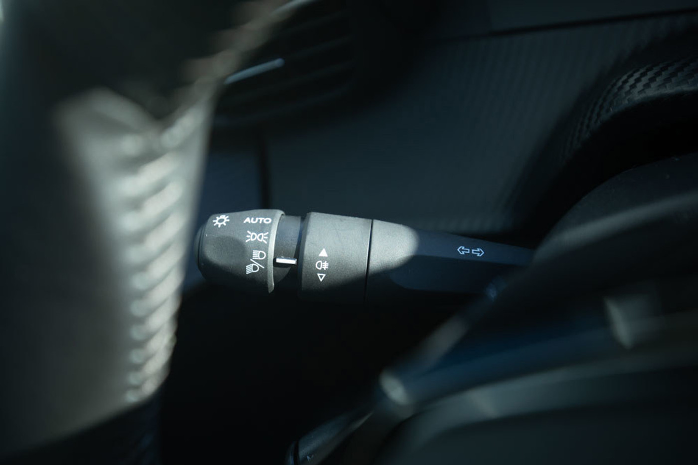 Foto van Peugeot E-208