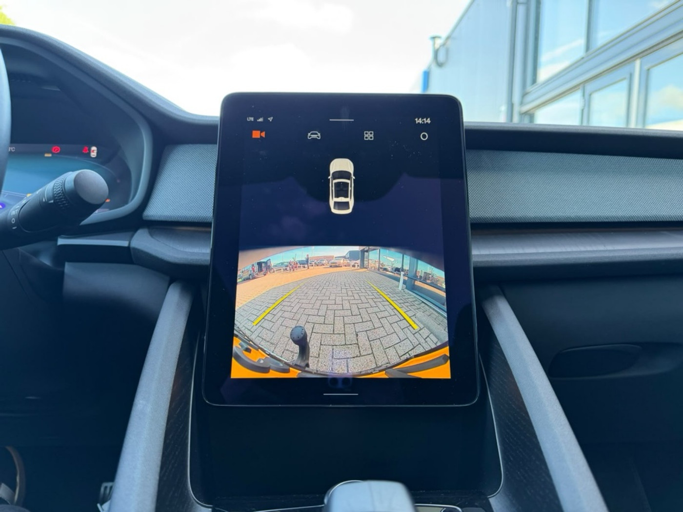 Foto van Polestar 2