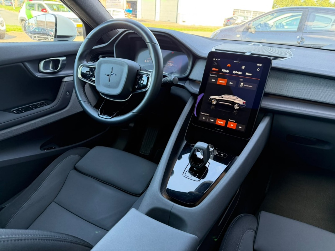 Foto van Polestar 2