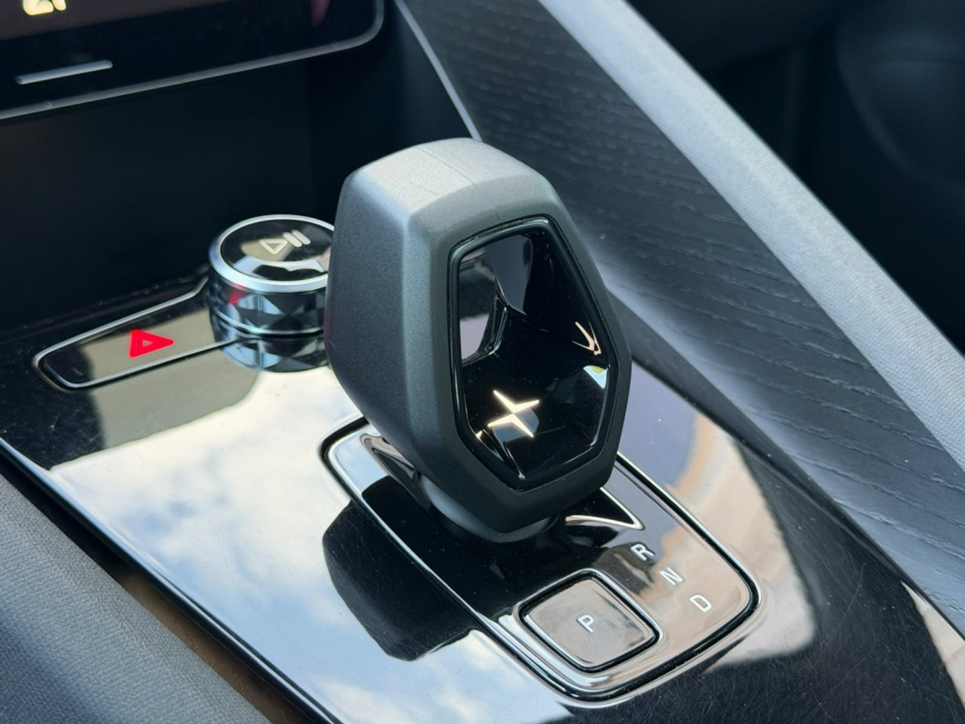 Foto van Polestar 2