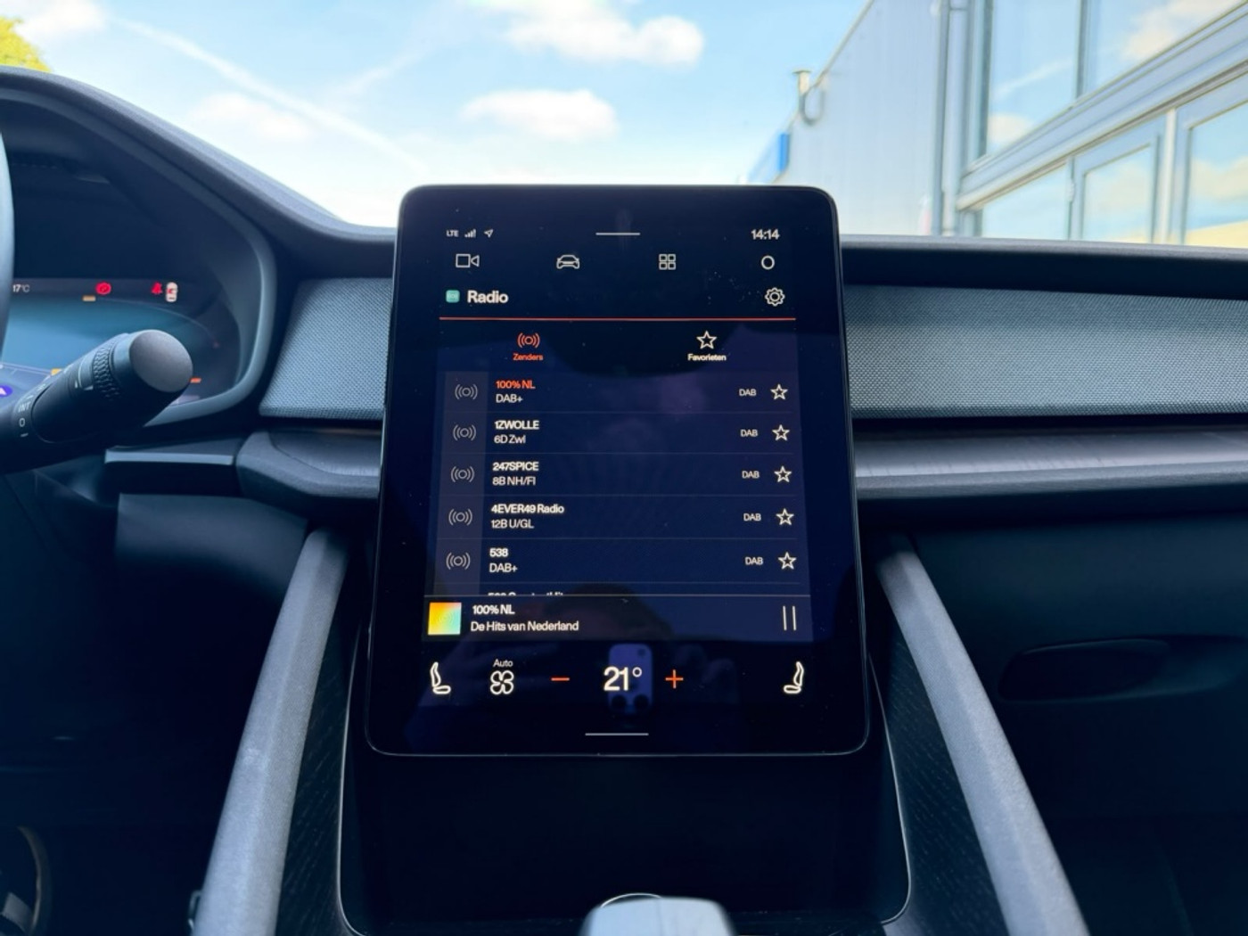 Foto van Polestar 2