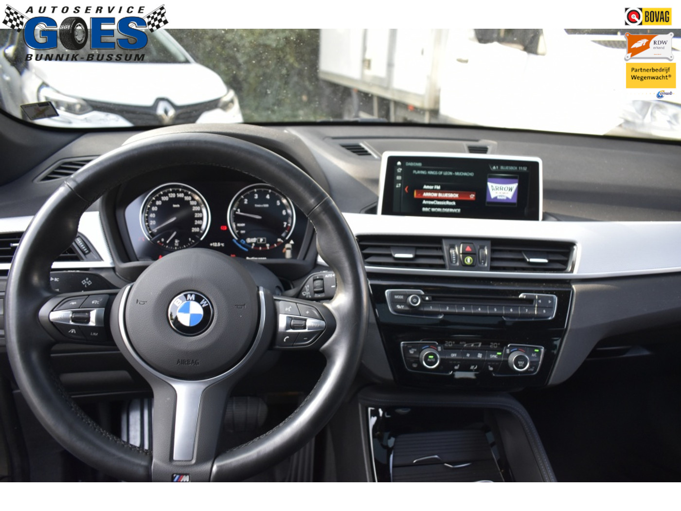 Foto van BMW X1