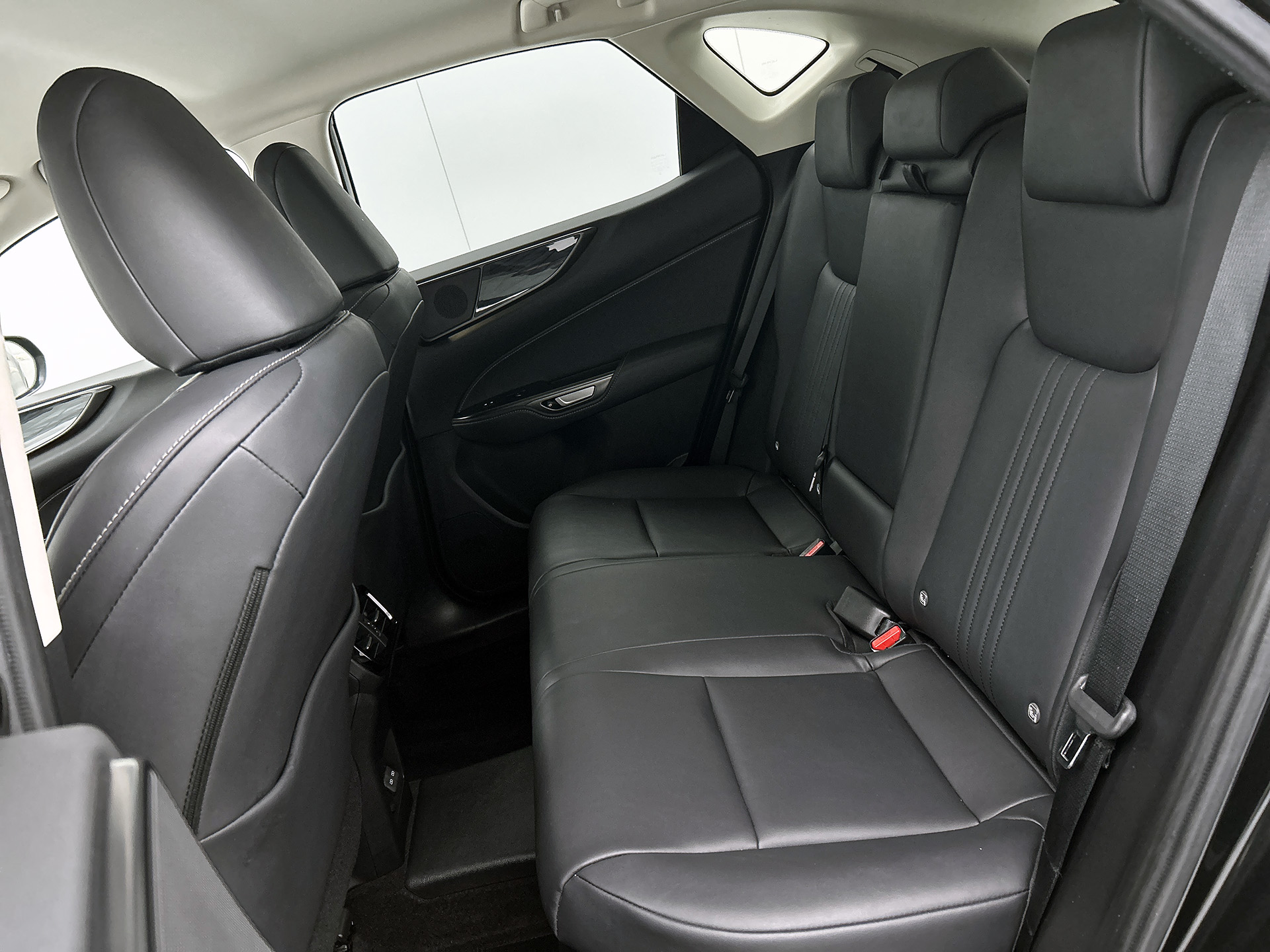 Foto van Lexus NX