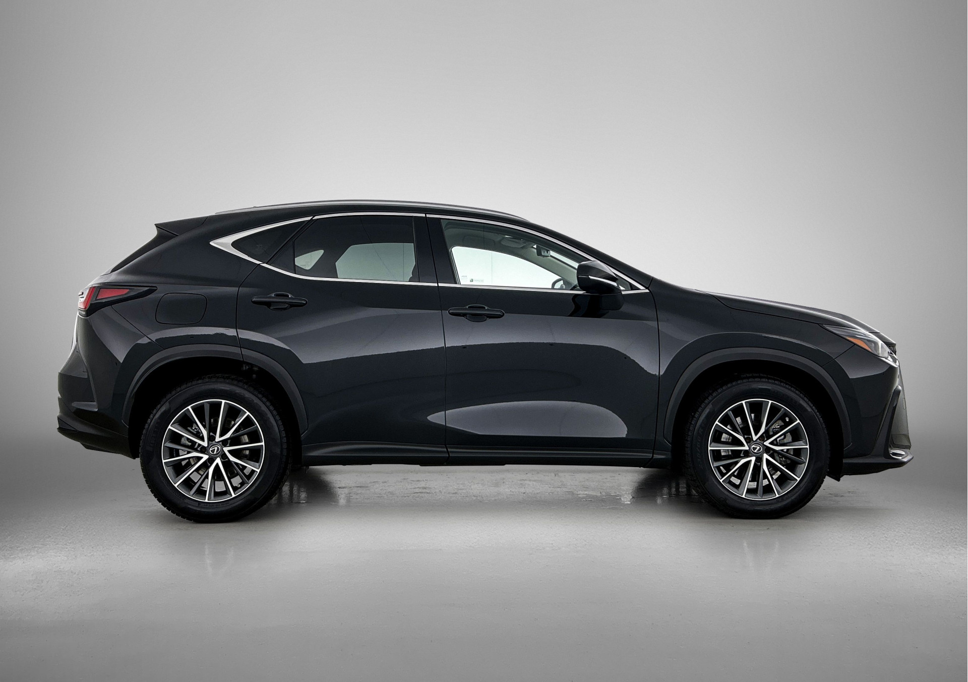 Foto van Lexus NX