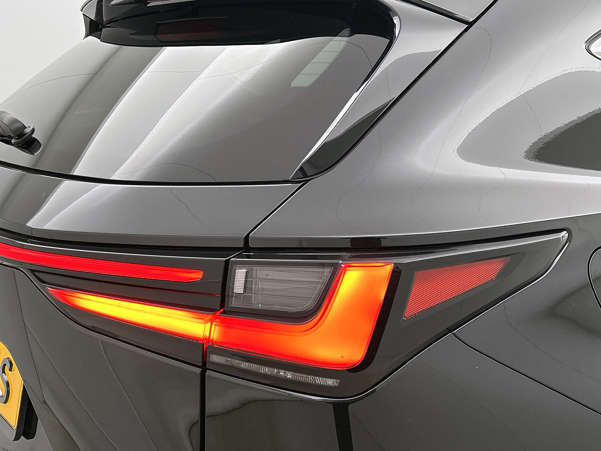 Foto van Lexus NX