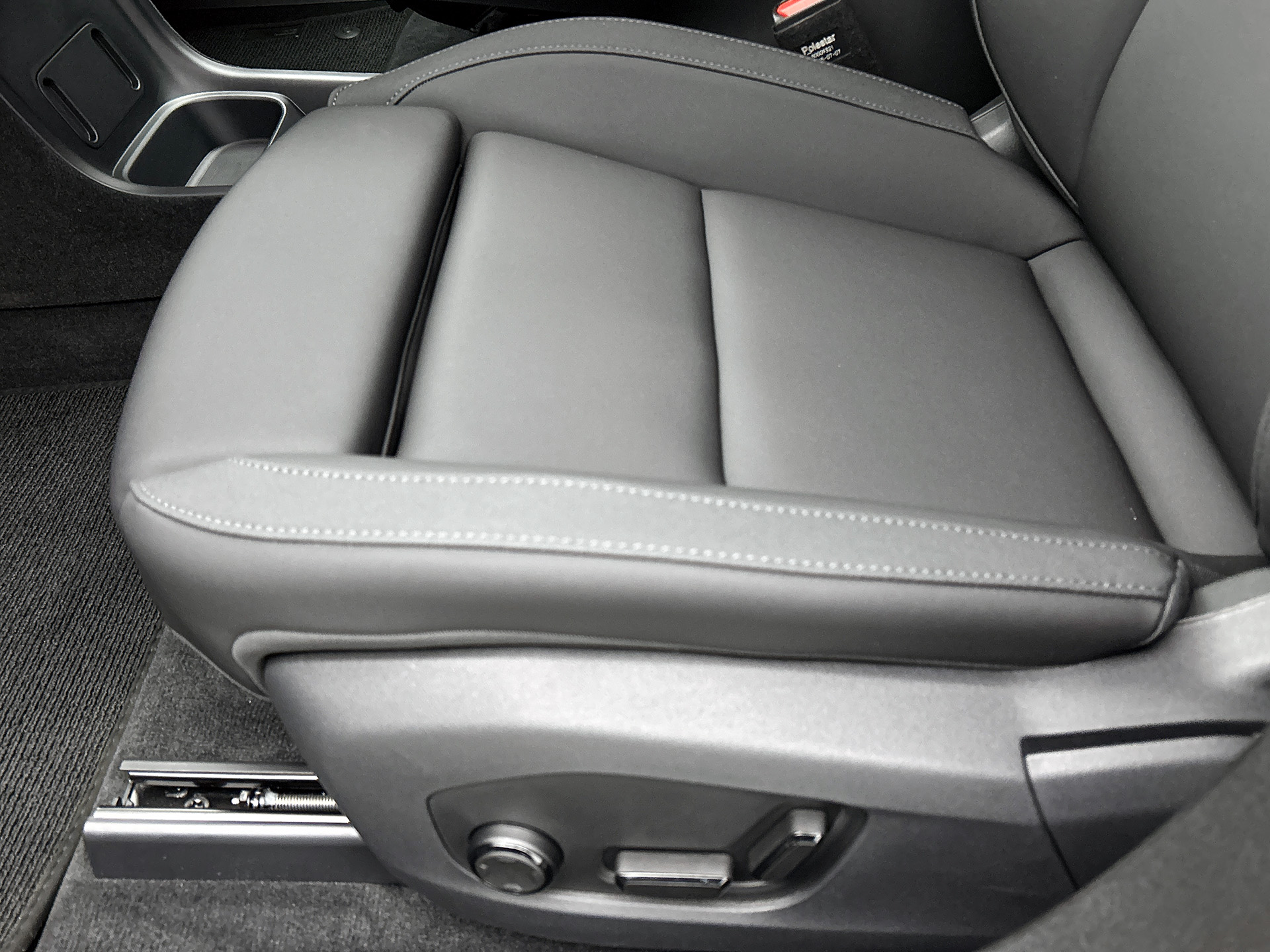 Foto van Polestar 4