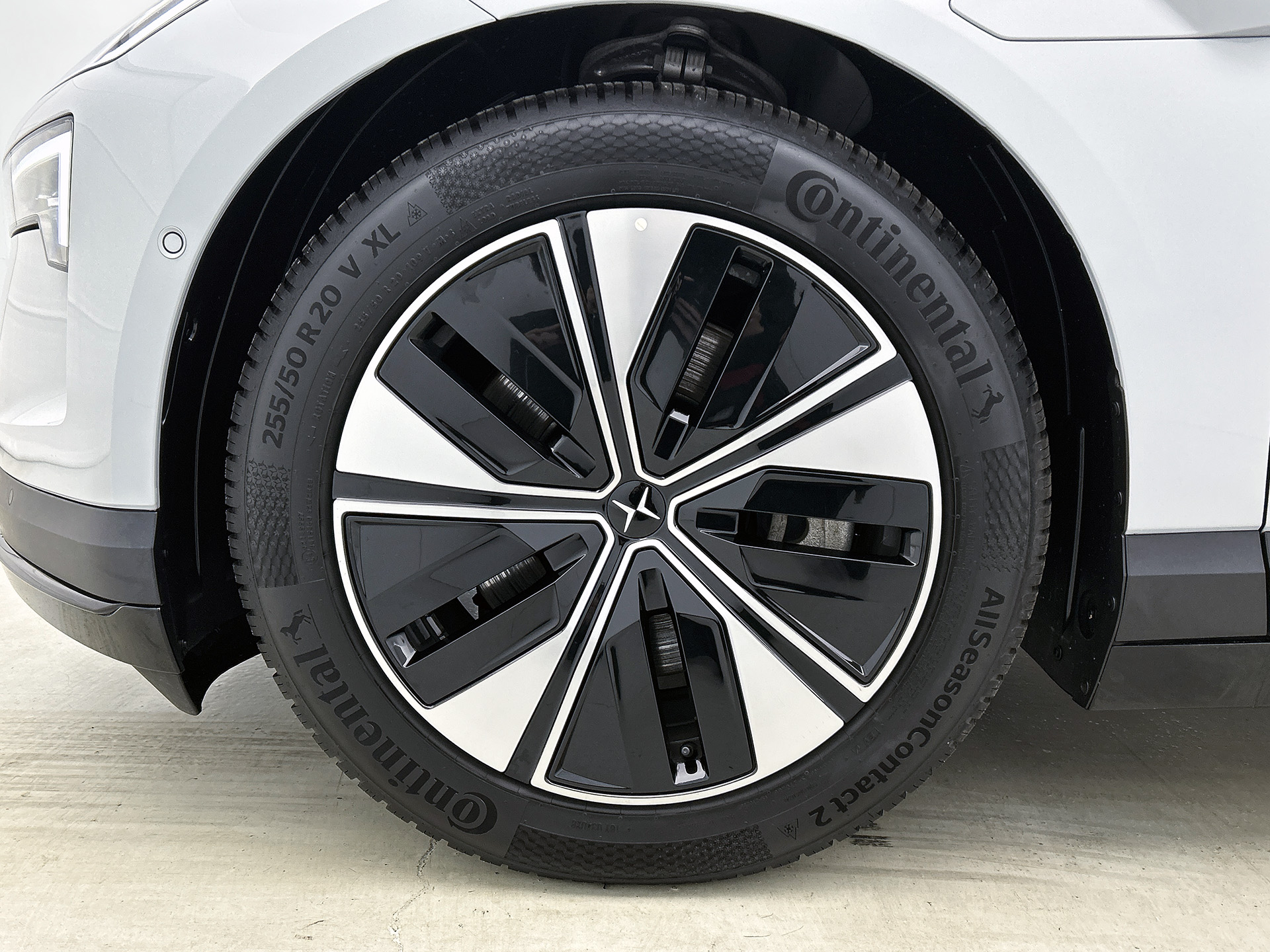Foto van Polestar 4