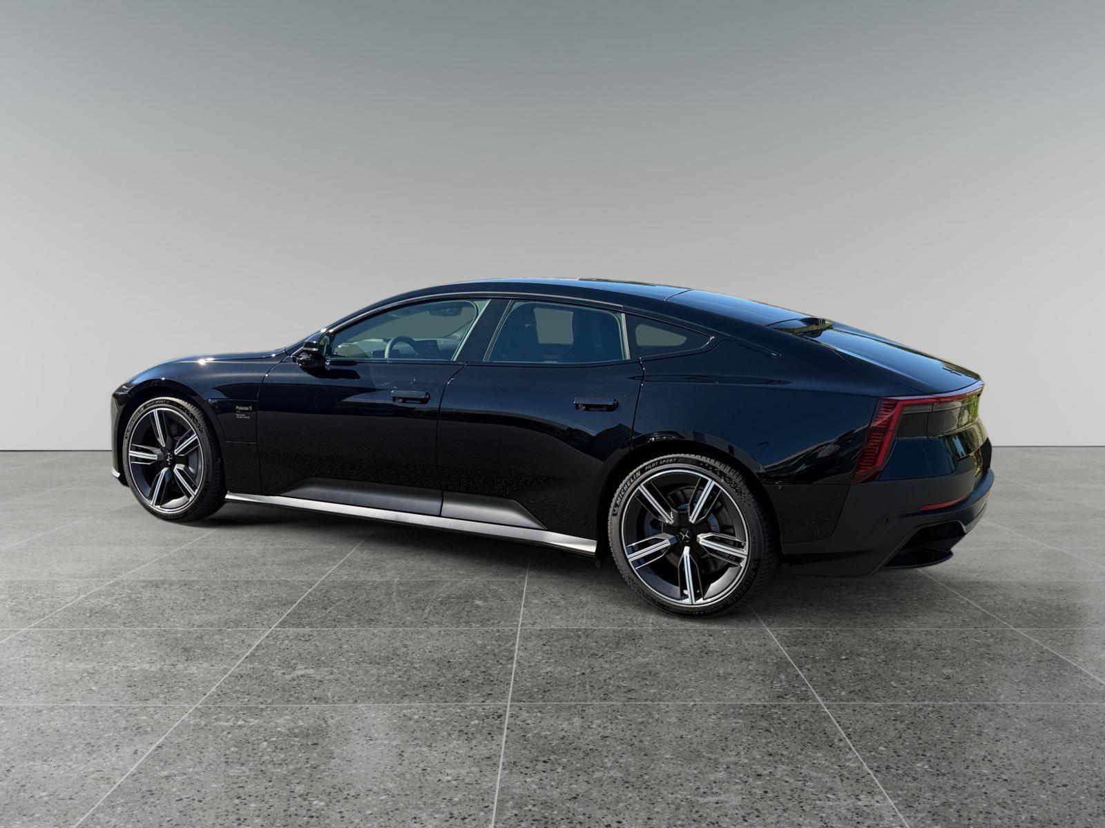 Foto van Polestar 5