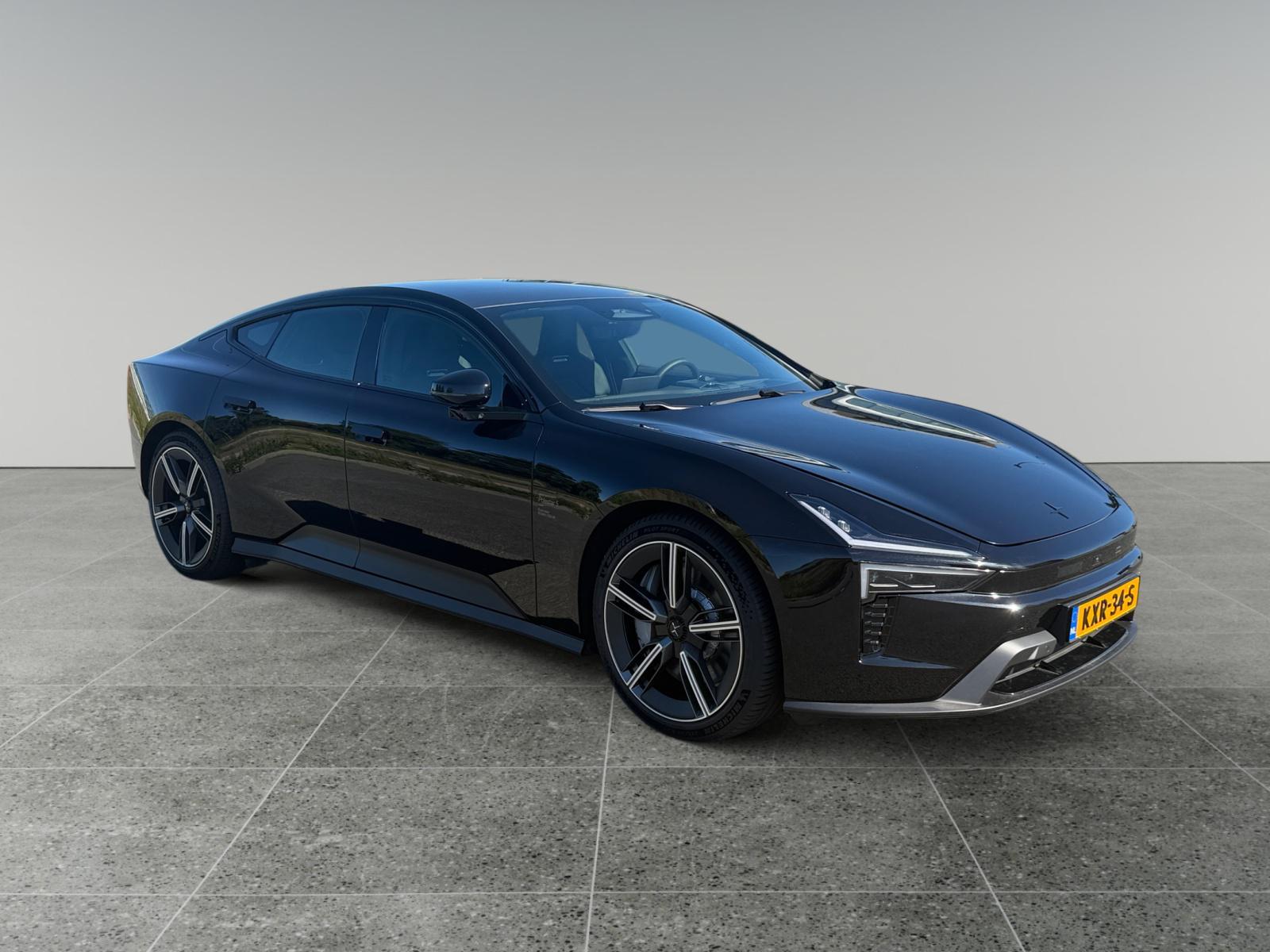 Foto van Polestar 5