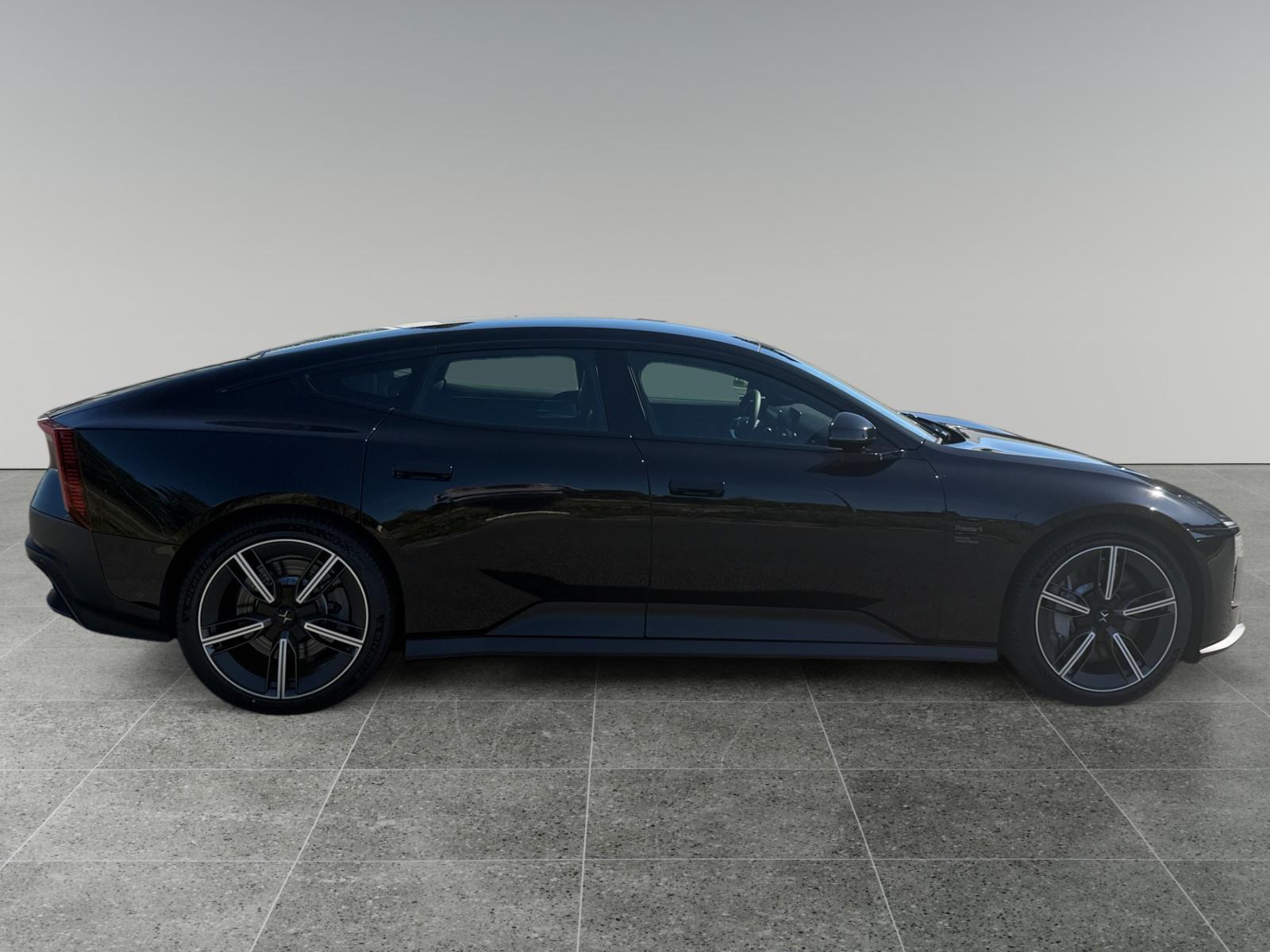 Foto van Polestar 5