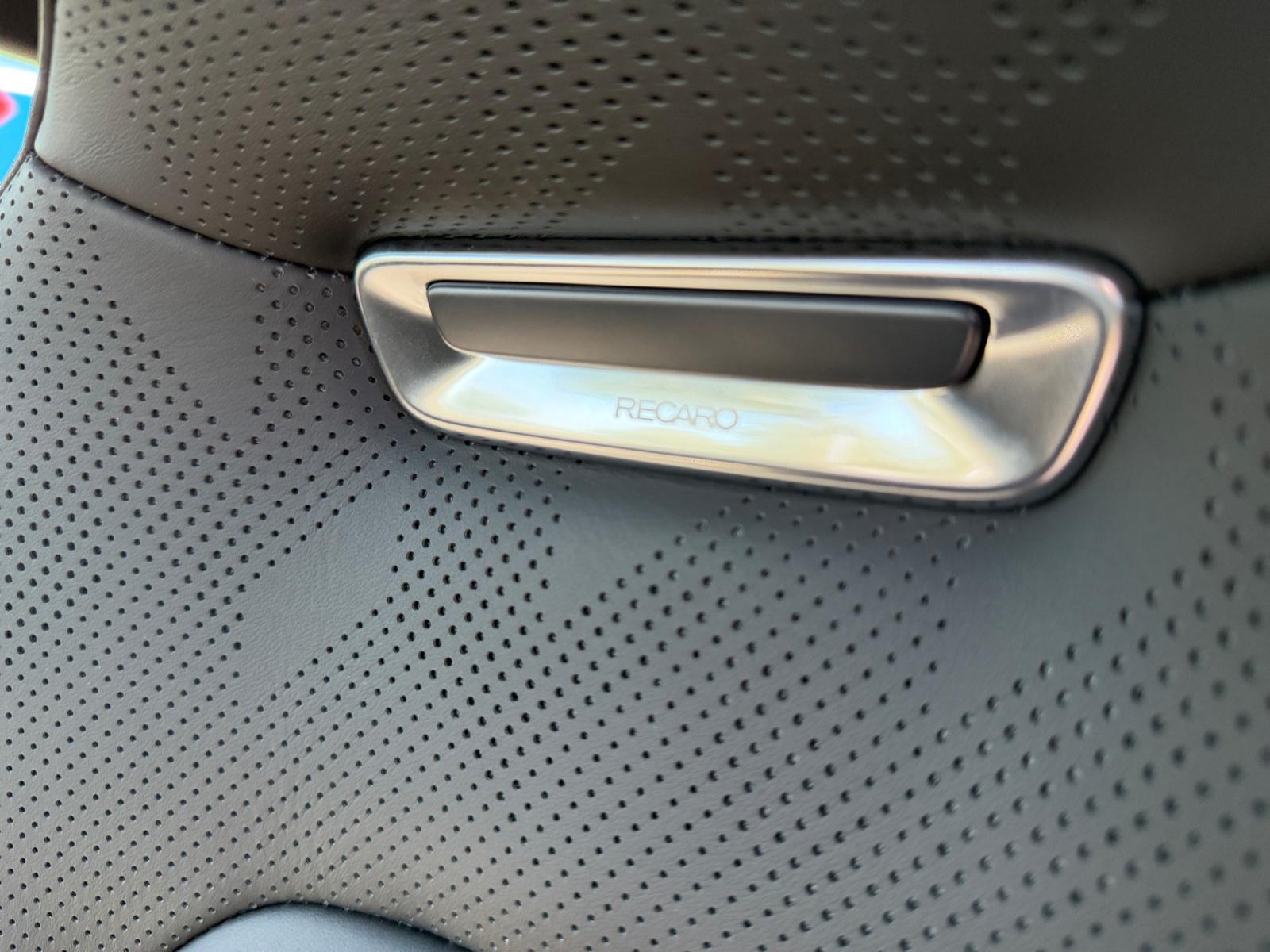 Foto van Polestar 5