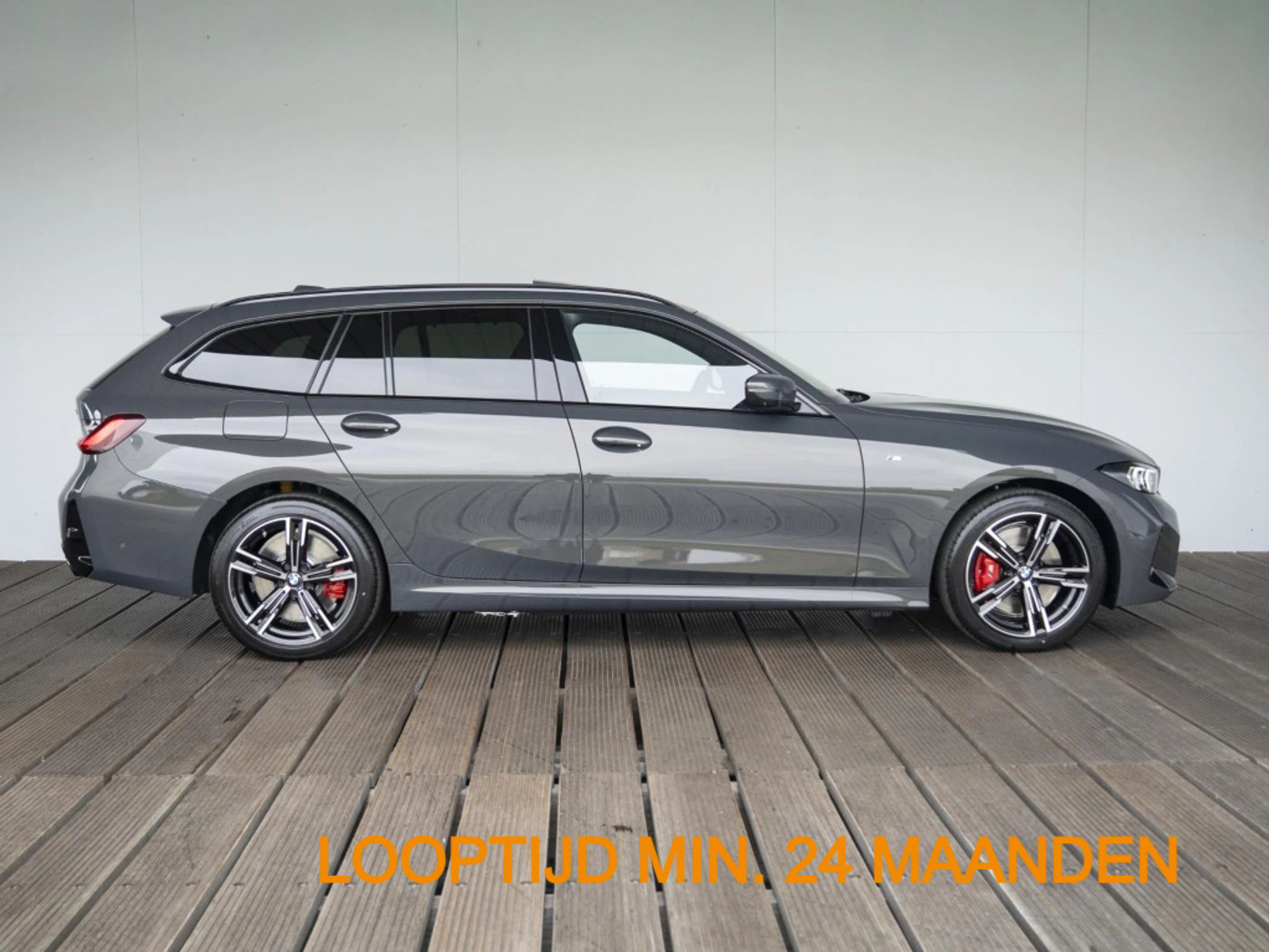 BMW 3-serie Touring 330e 2026 - voorkant