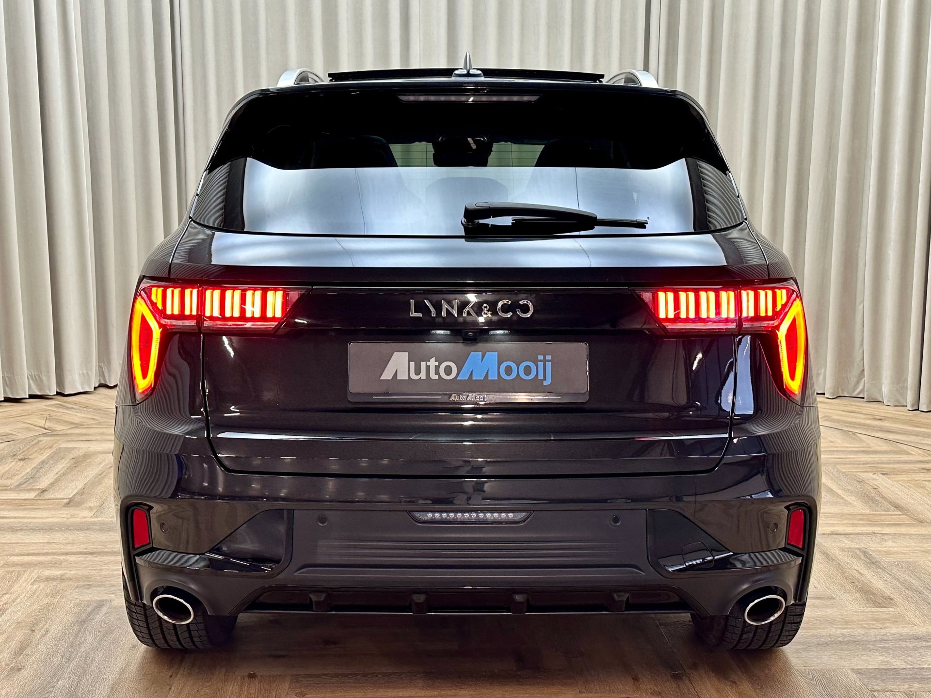 Foto van LYNK & Co 01