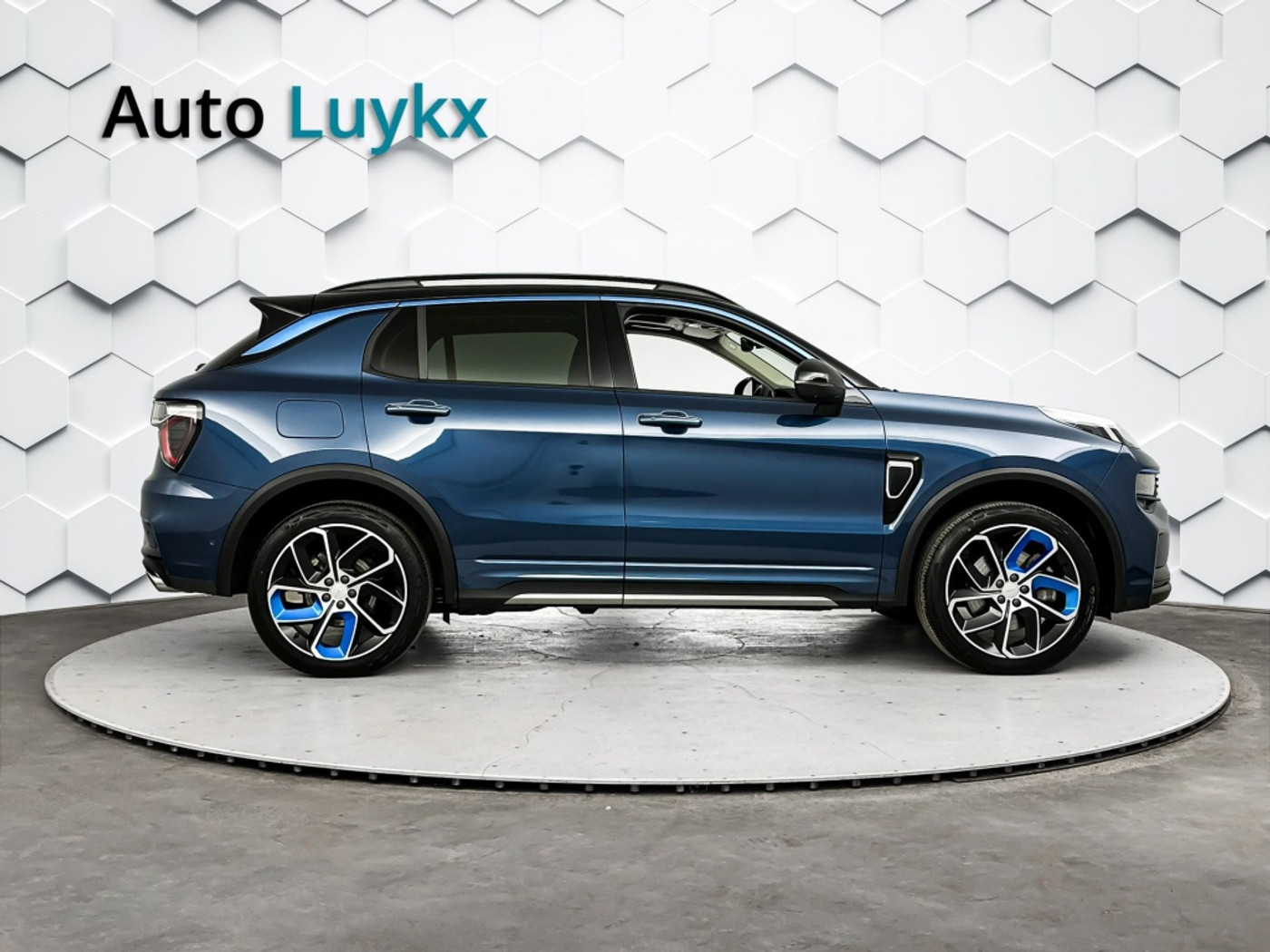 Foto van LYNK & Co 01