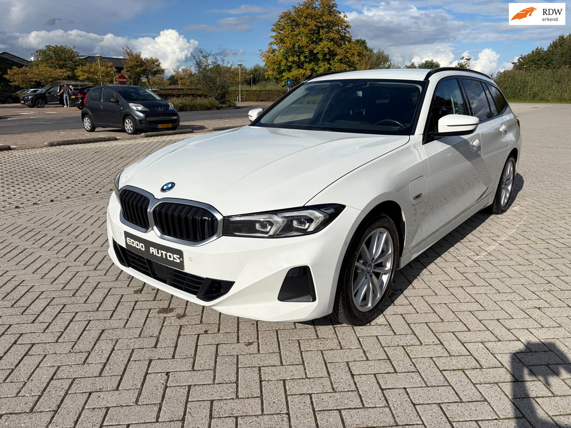 BMW 3-serie Touring 320e xDrive N.w. Model BTW 94% SOH! Trek H. 2023 - voorkant