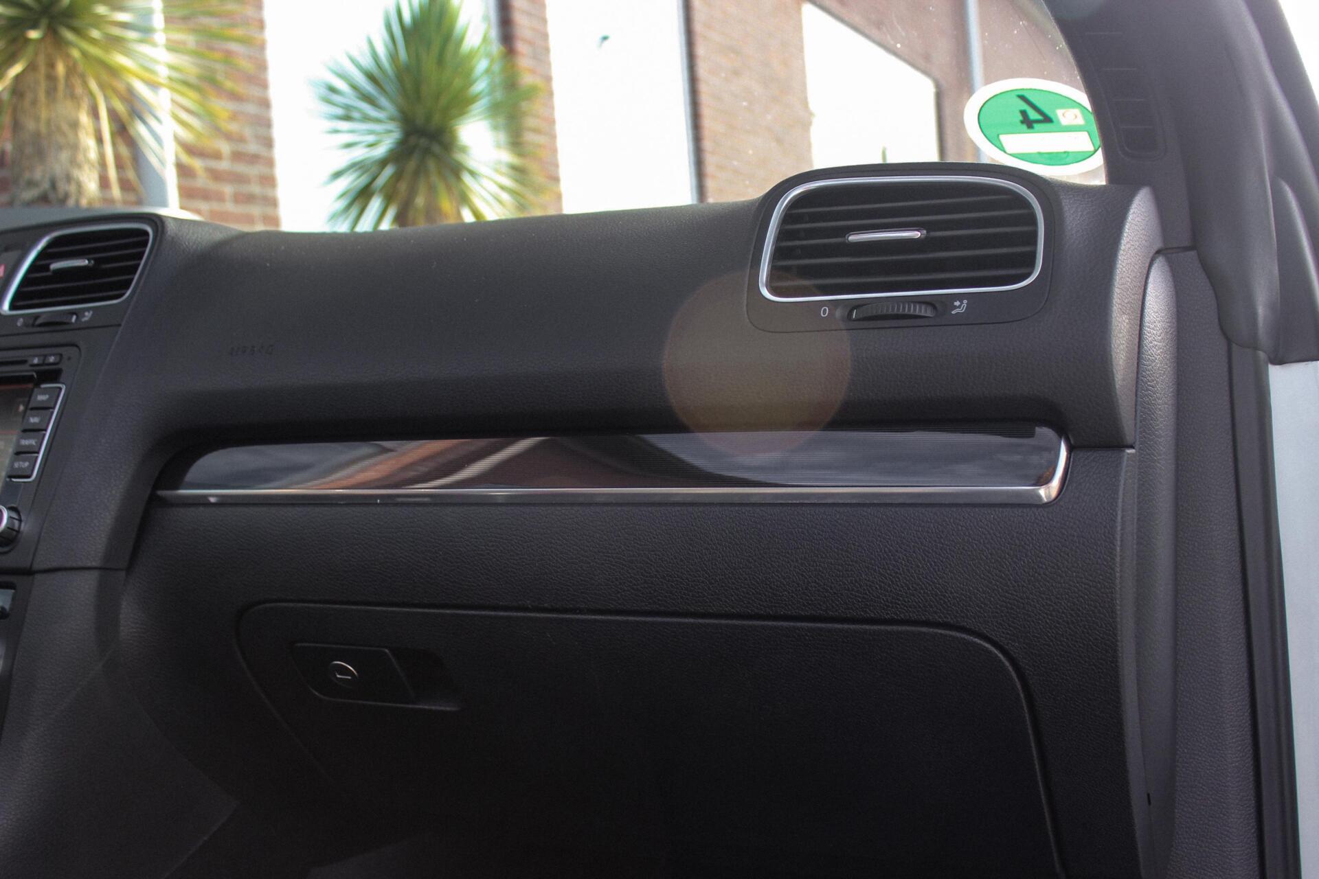 Foto van Volkswagen Golf Cabrio