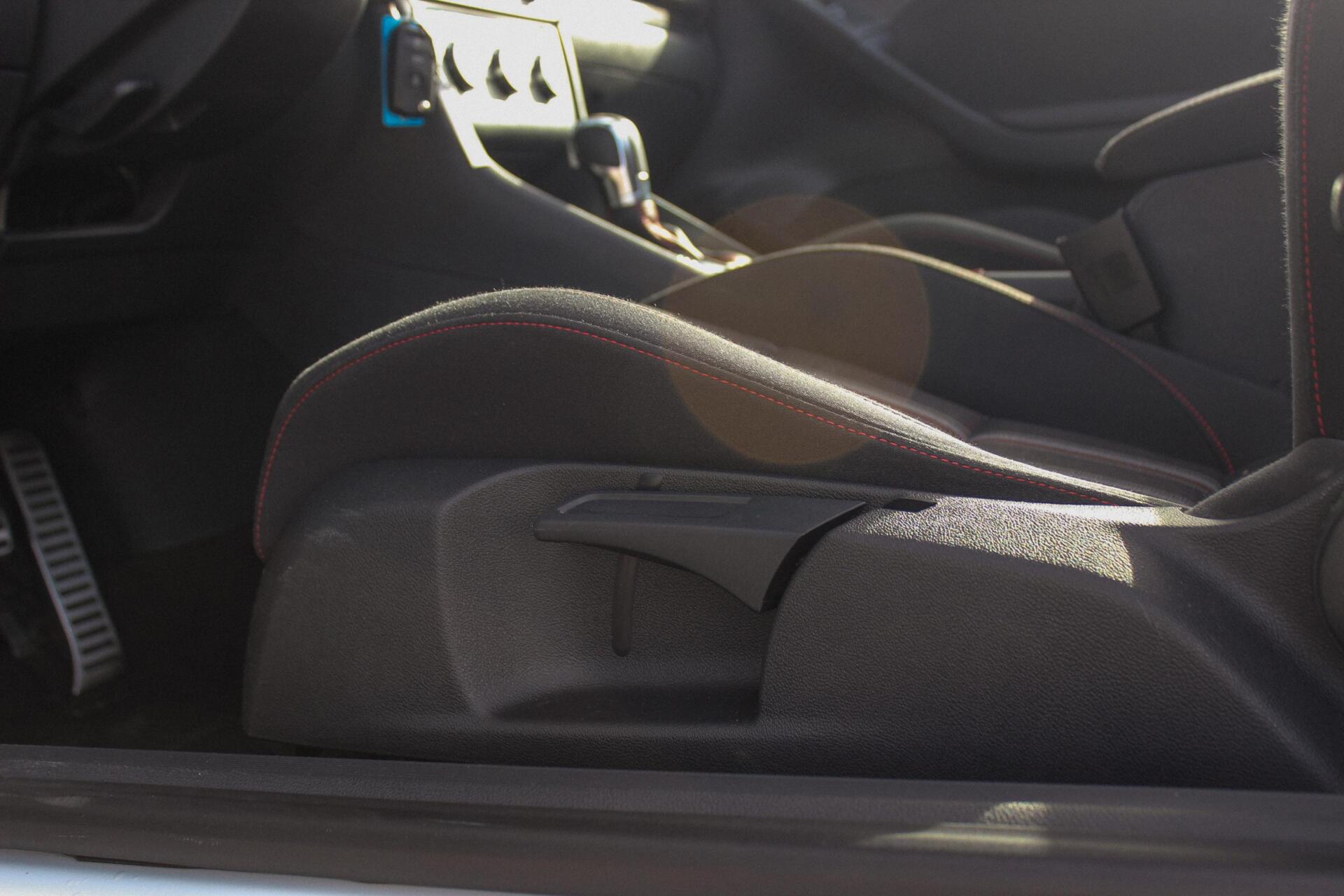 Foto van Volkswagen Golf Cabrio