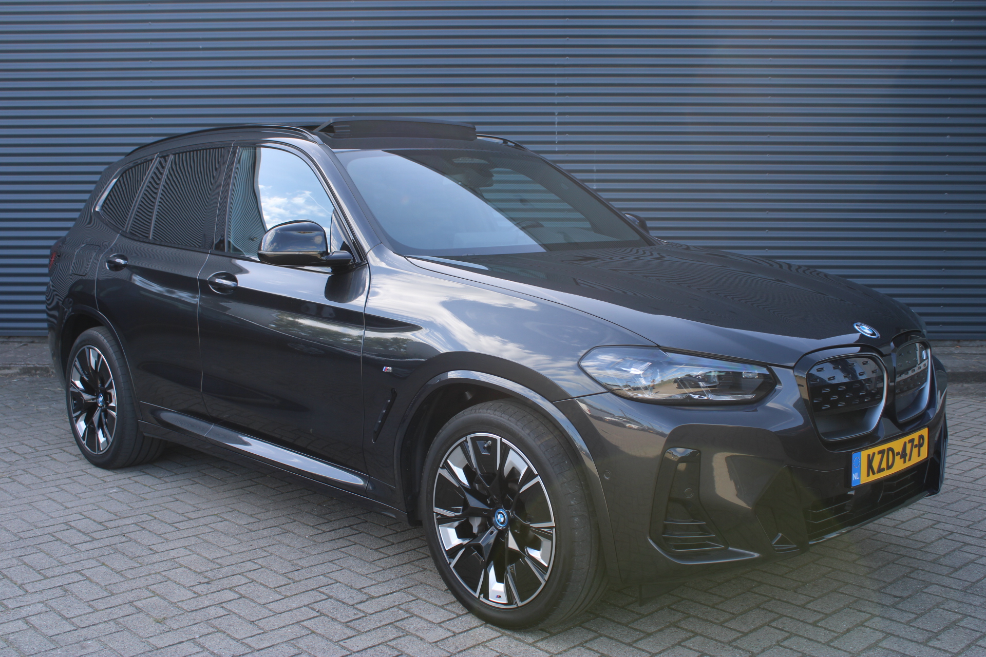 Foto van BMW Ix3